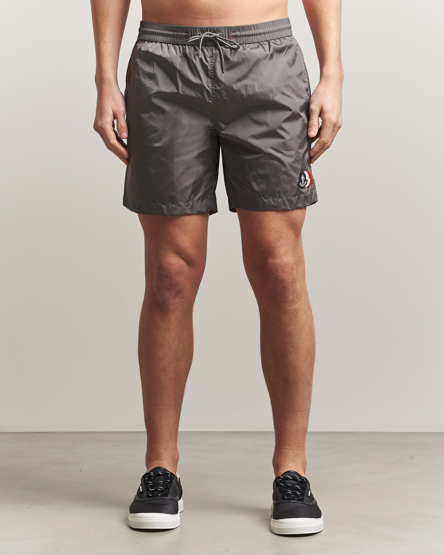 Herren | Badehosen | Moncler | Tricolore Logo Swim Shorts Grey