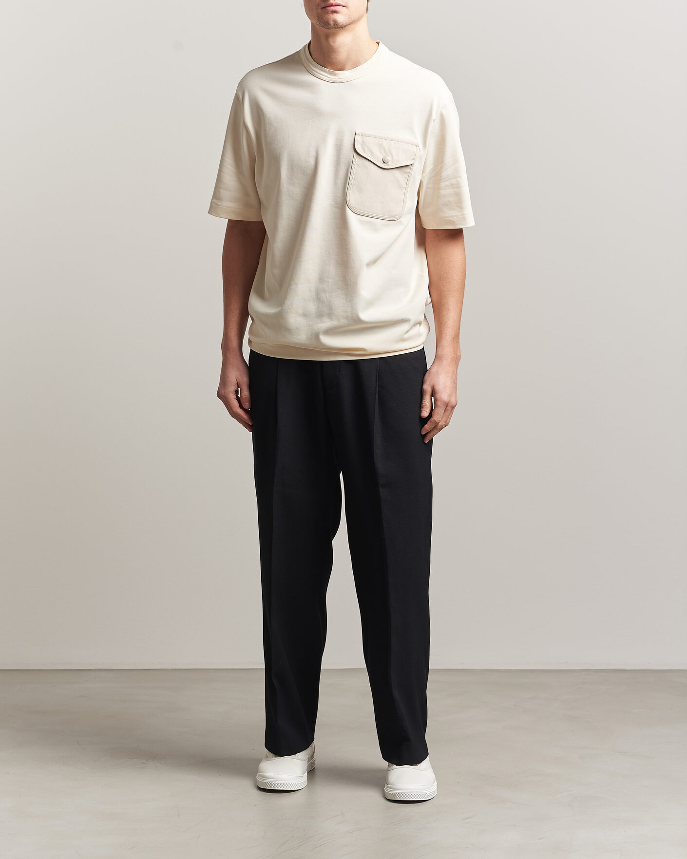 Herren | T-Shirts | Moncler | Oversize Pocket T-Shirt Off White