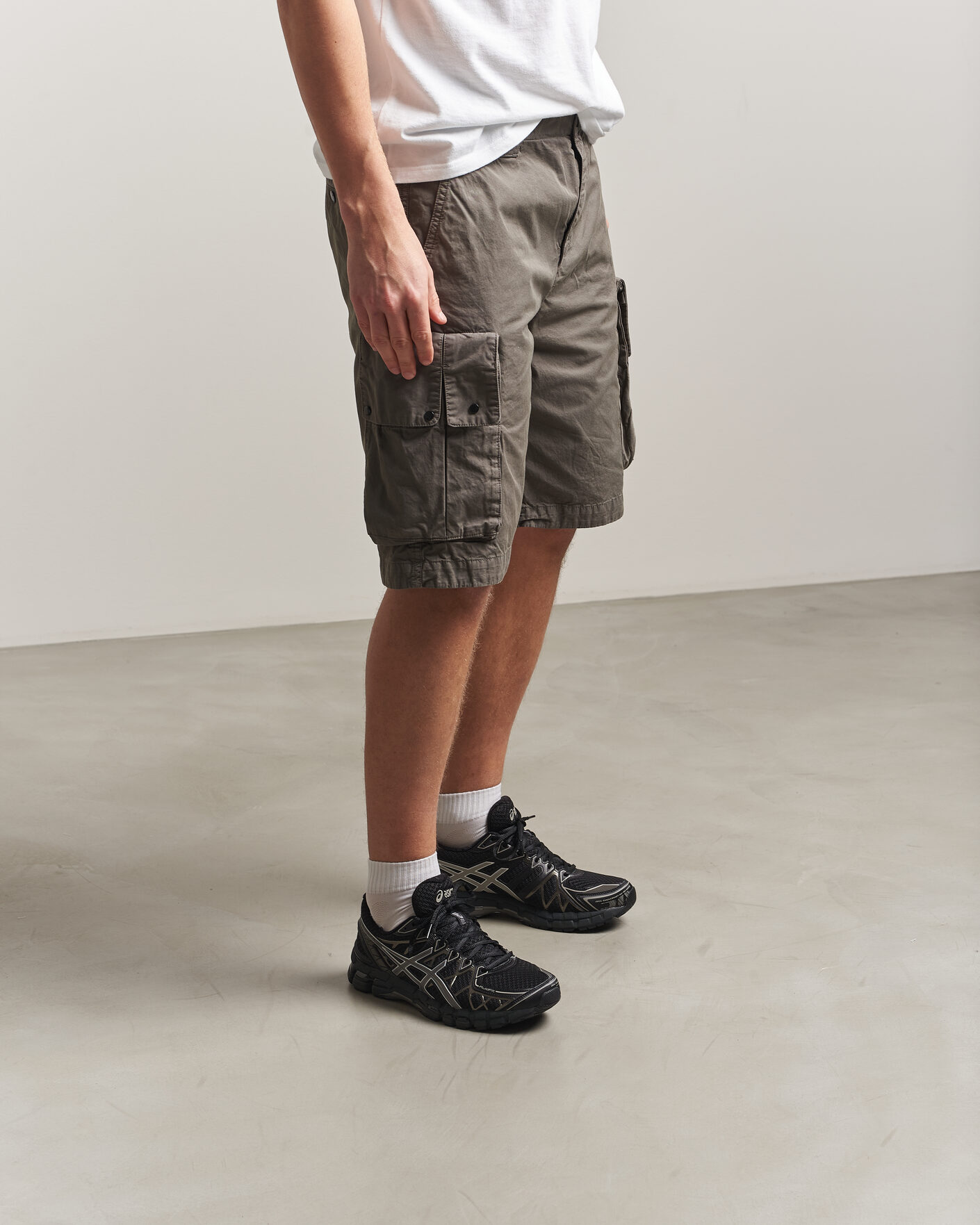 Herren | Sneaker | Asics | Gel-Kayano 20 Black/Clay Grey