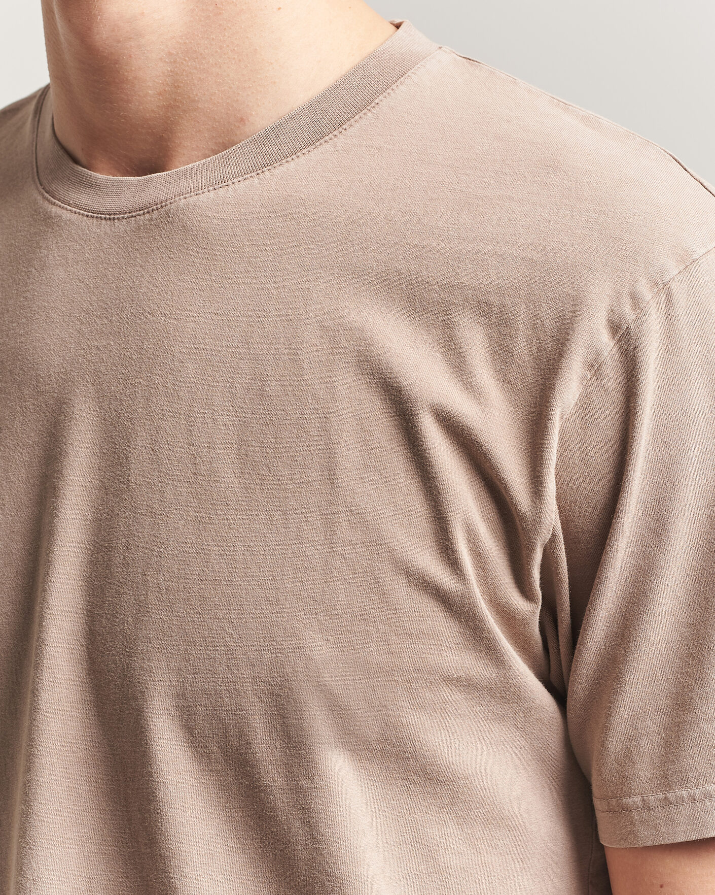 Herren | T-Shirts | Colorful Standard | Classic Organic T-Shirt Faded Khaki