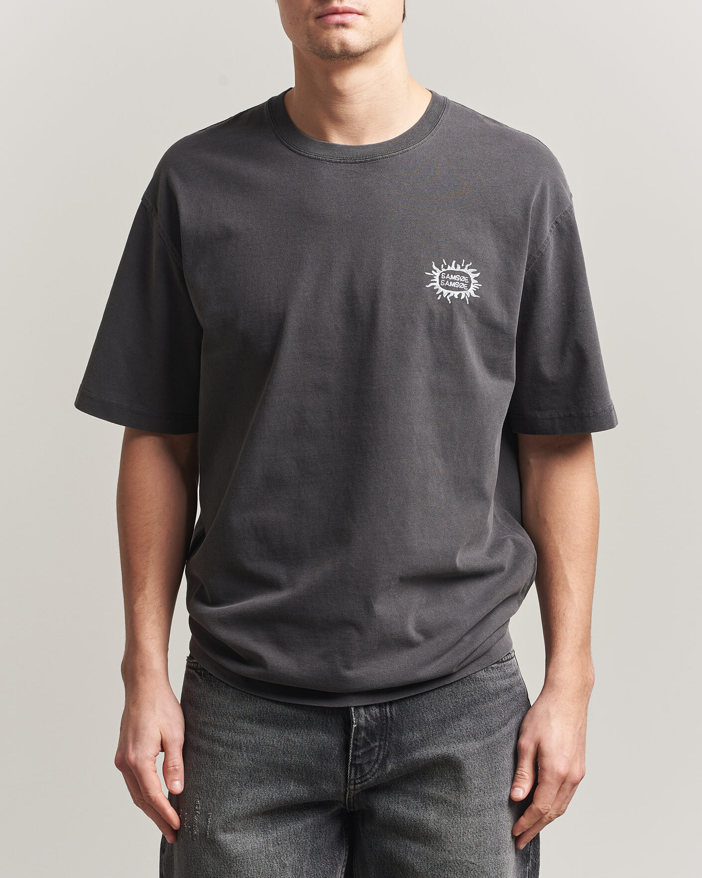 Herren | T-Shirts | Samsøe Samsøe | Gergei Printed Crew Neck T-Shirt Washed Black
