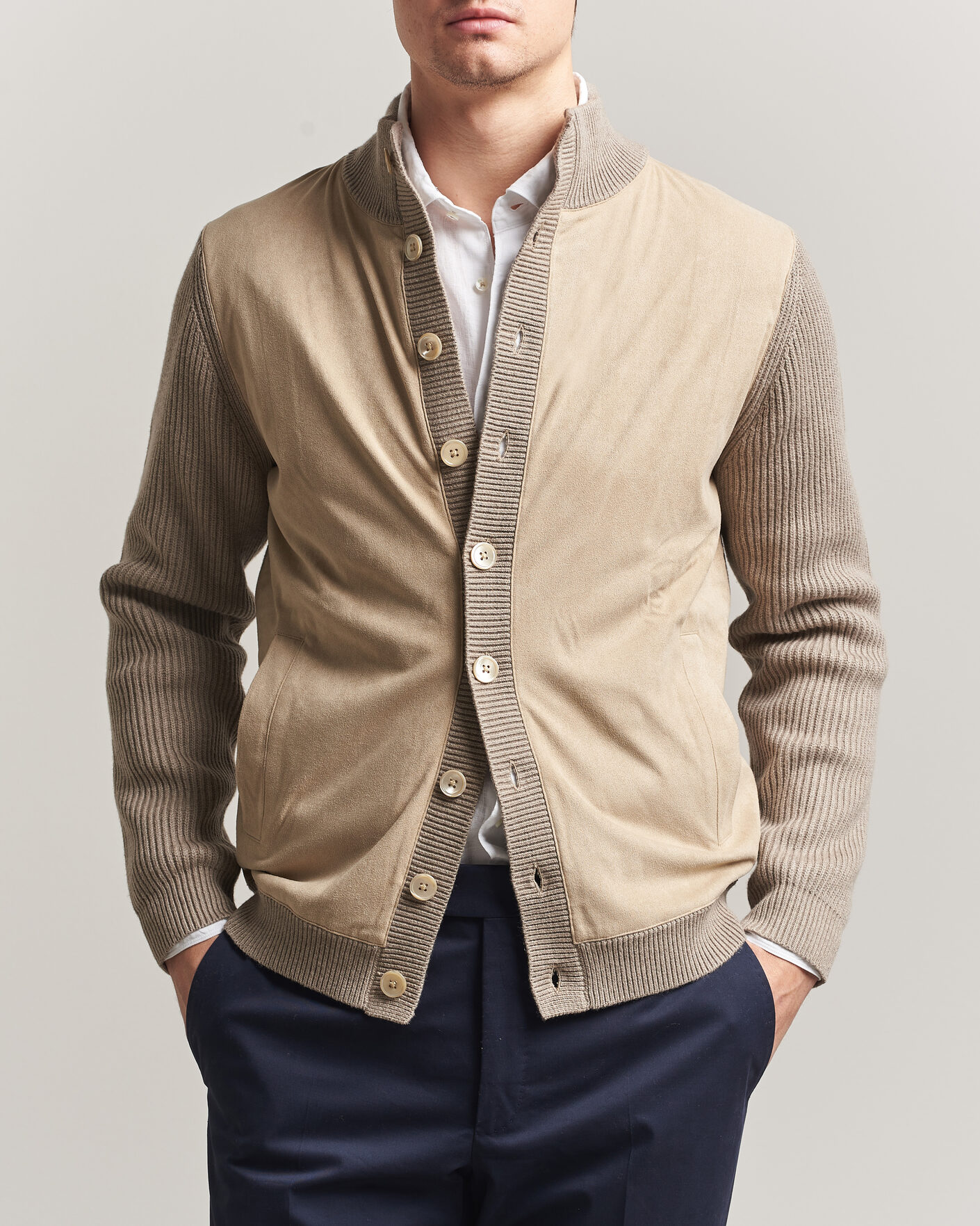Herren | Pullover | Stenströms | Knitted Hybrid Buttoned Alcantara Cardigan Taupe