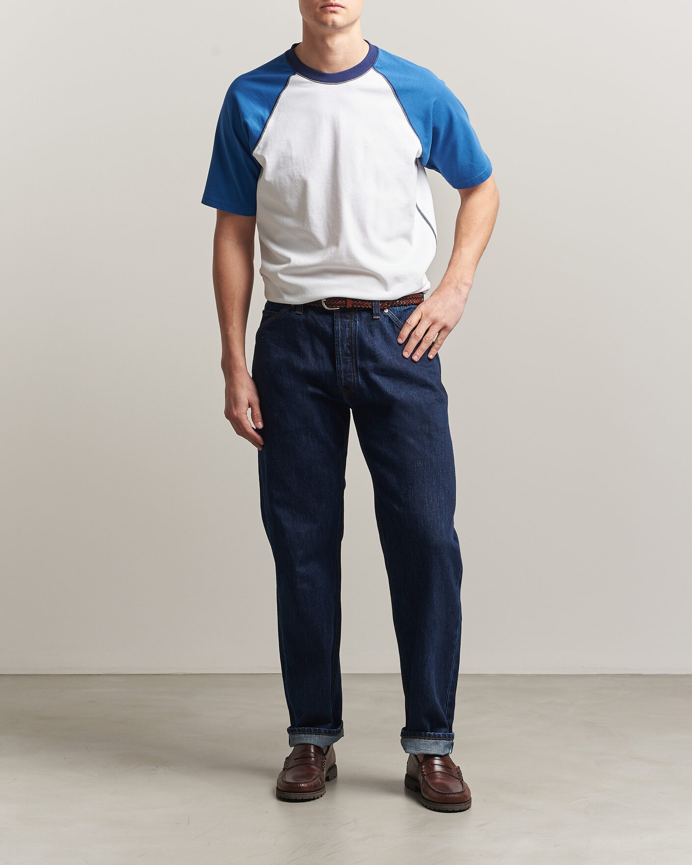 Herren | T-Shirts | Drake's | Two Tone Raglan T-Shirt White/Blue