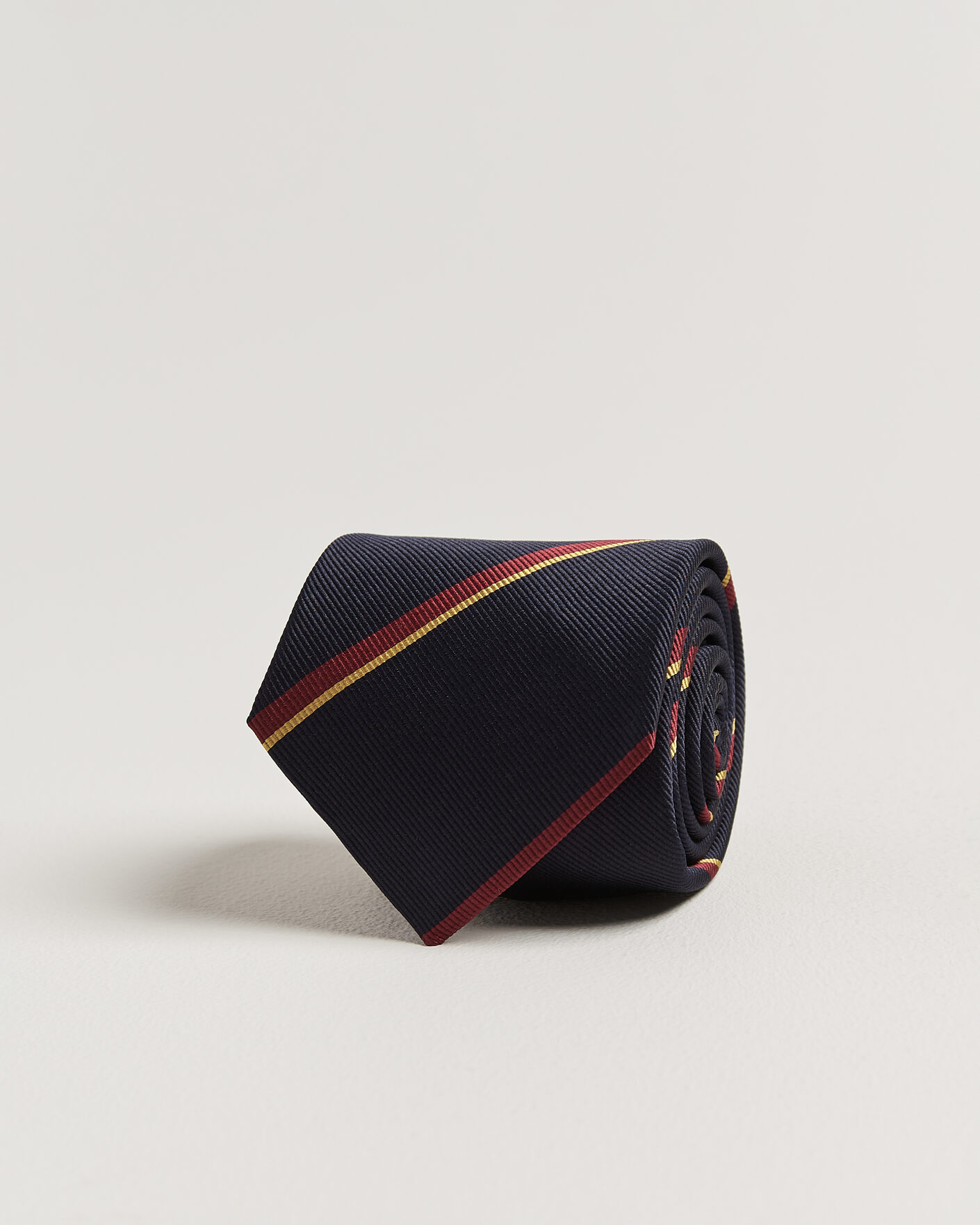 Herren | Drake's Regimental Stripe Reppe Tie Navy | Drake's | Regimental Stripe Reppe Tie Navy