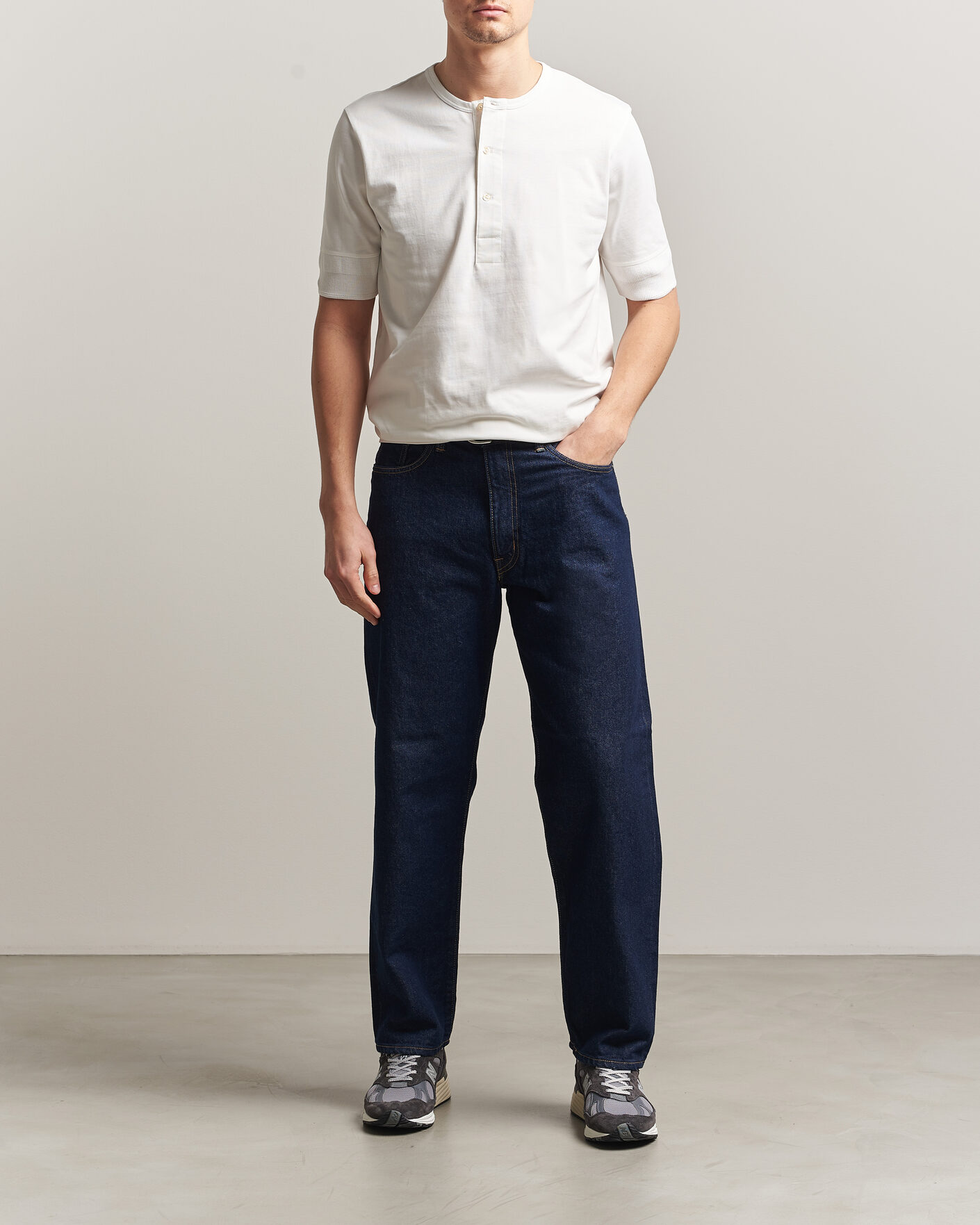 Herren | T-Shirts | Merz b. Schwanen | Classic Organic Cotton Short Sleeve Henley White