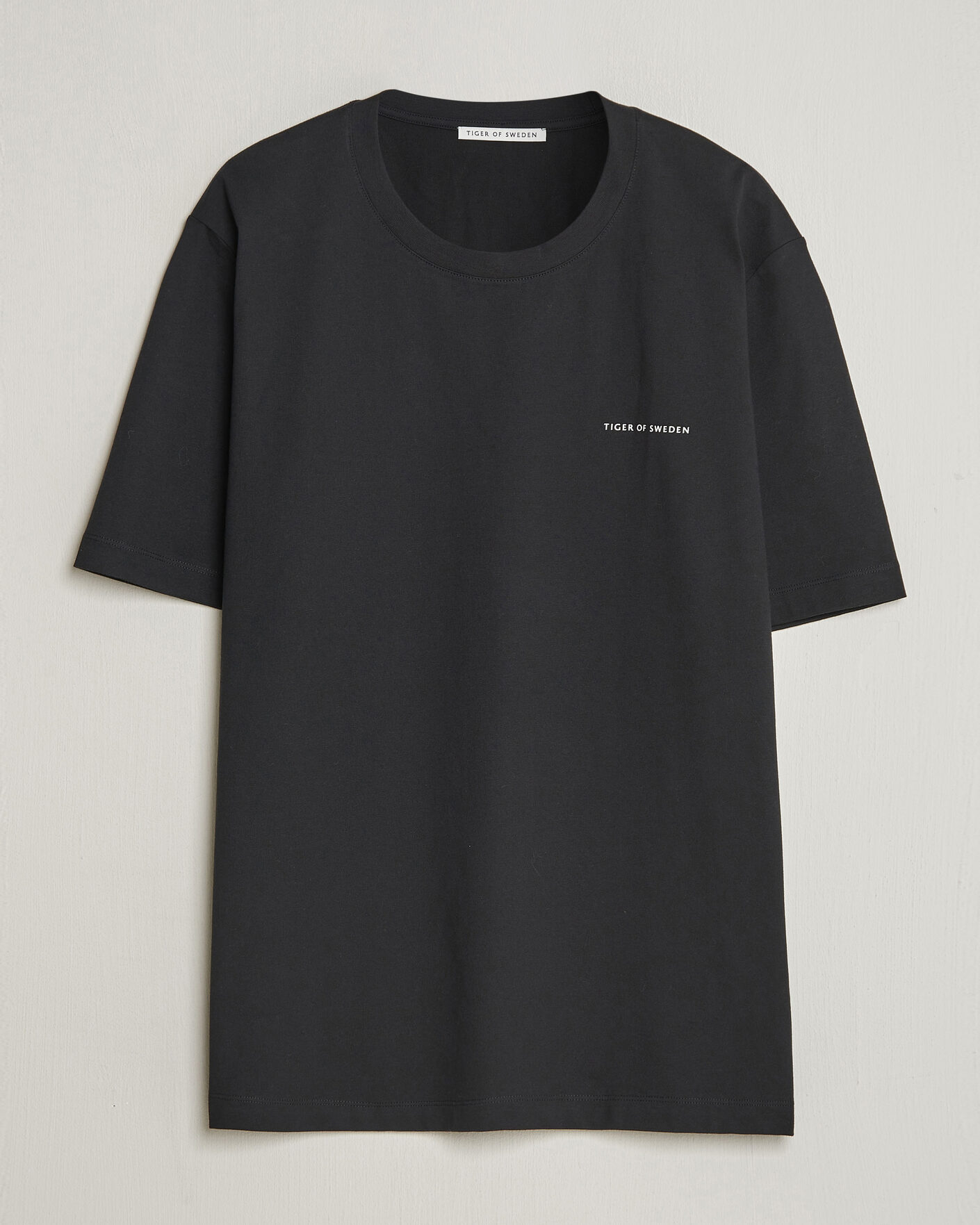 Herren | T-Shirts | Tiger of Sweden | Pro Cotton Logo T-Shirt Black