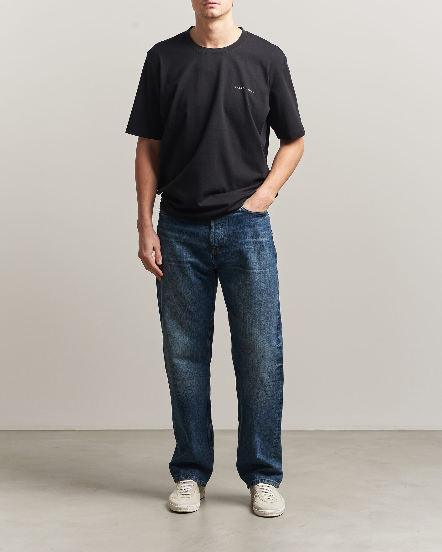 Herren | T-Shirts | Tiger of Sweden | Pro Cotton Logo T-Shirt Black