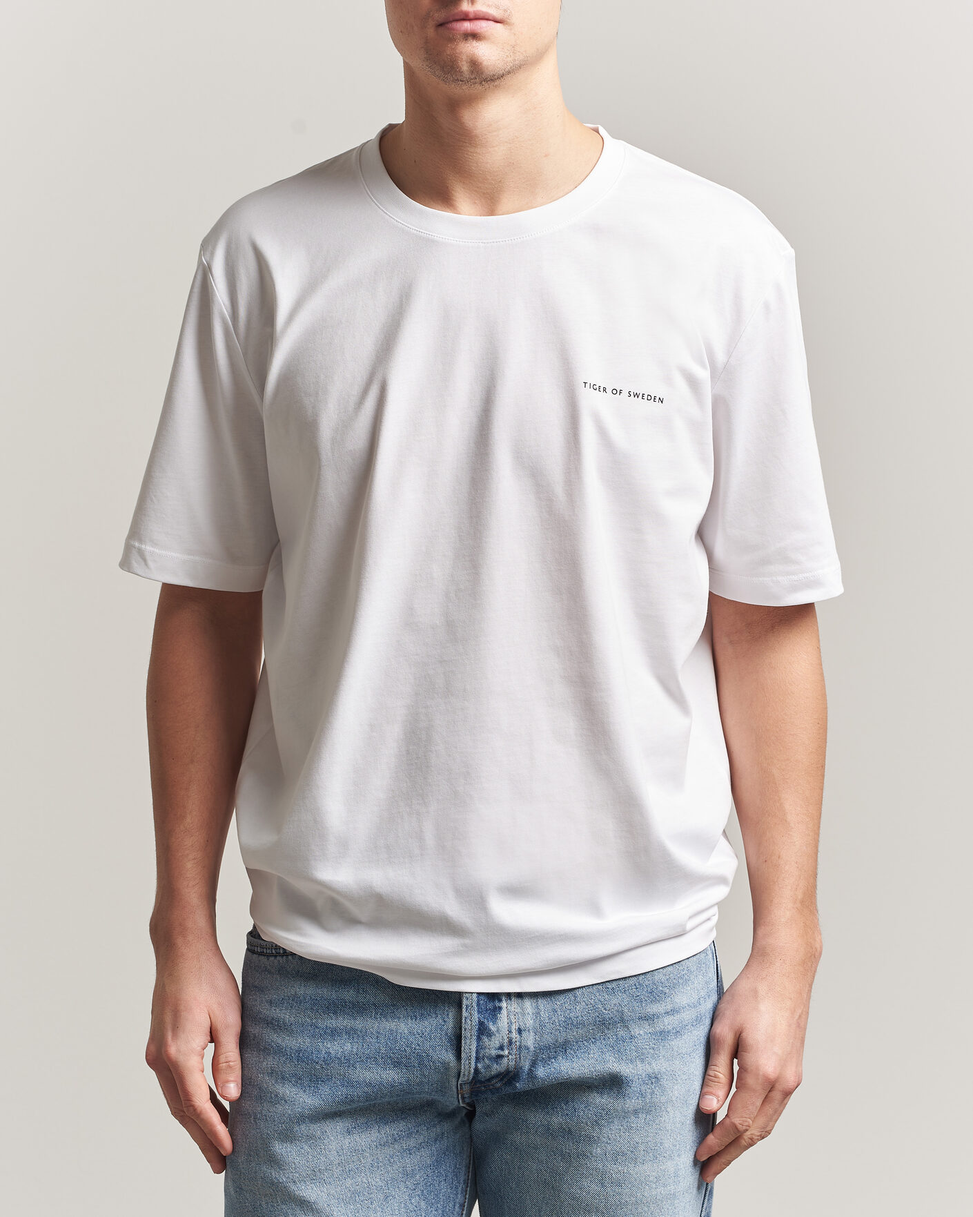 Herren | T-Shirts | Tiger of Sweden | Pro Cotton Logo T-Shirt Pure White