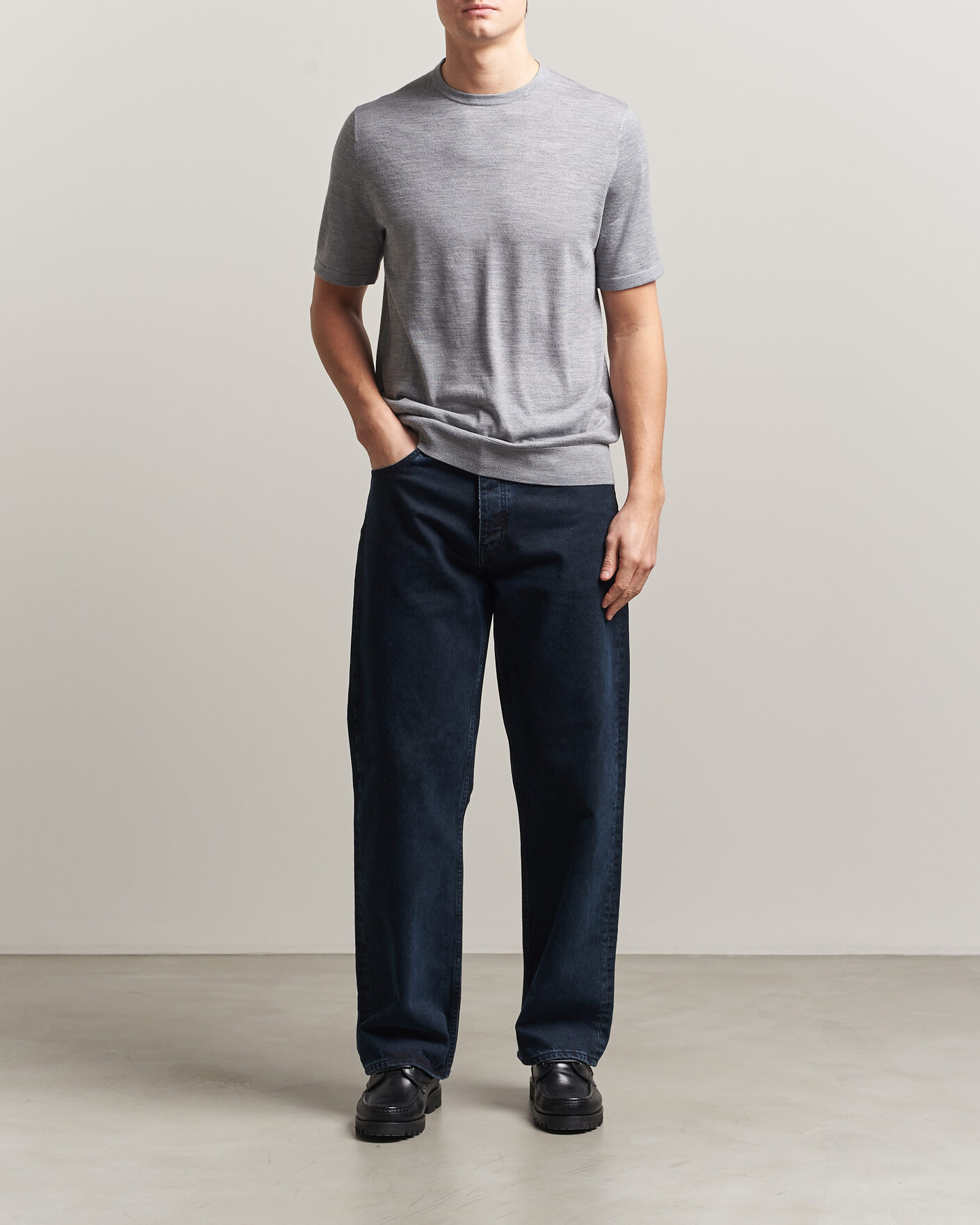 Herren | T-Shirts | Tiger of Sweden | Connor Knitted Crew Neck T-Shirt Grey Melange