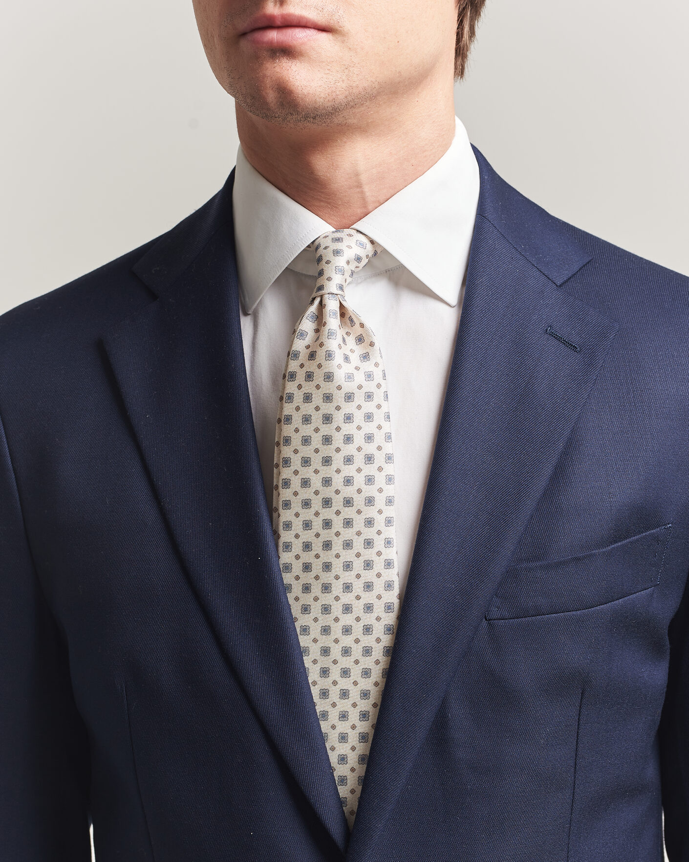 Herren | Krawatten | Amanda Christensen | Silk Oxford 8cm Flower Tie Cream