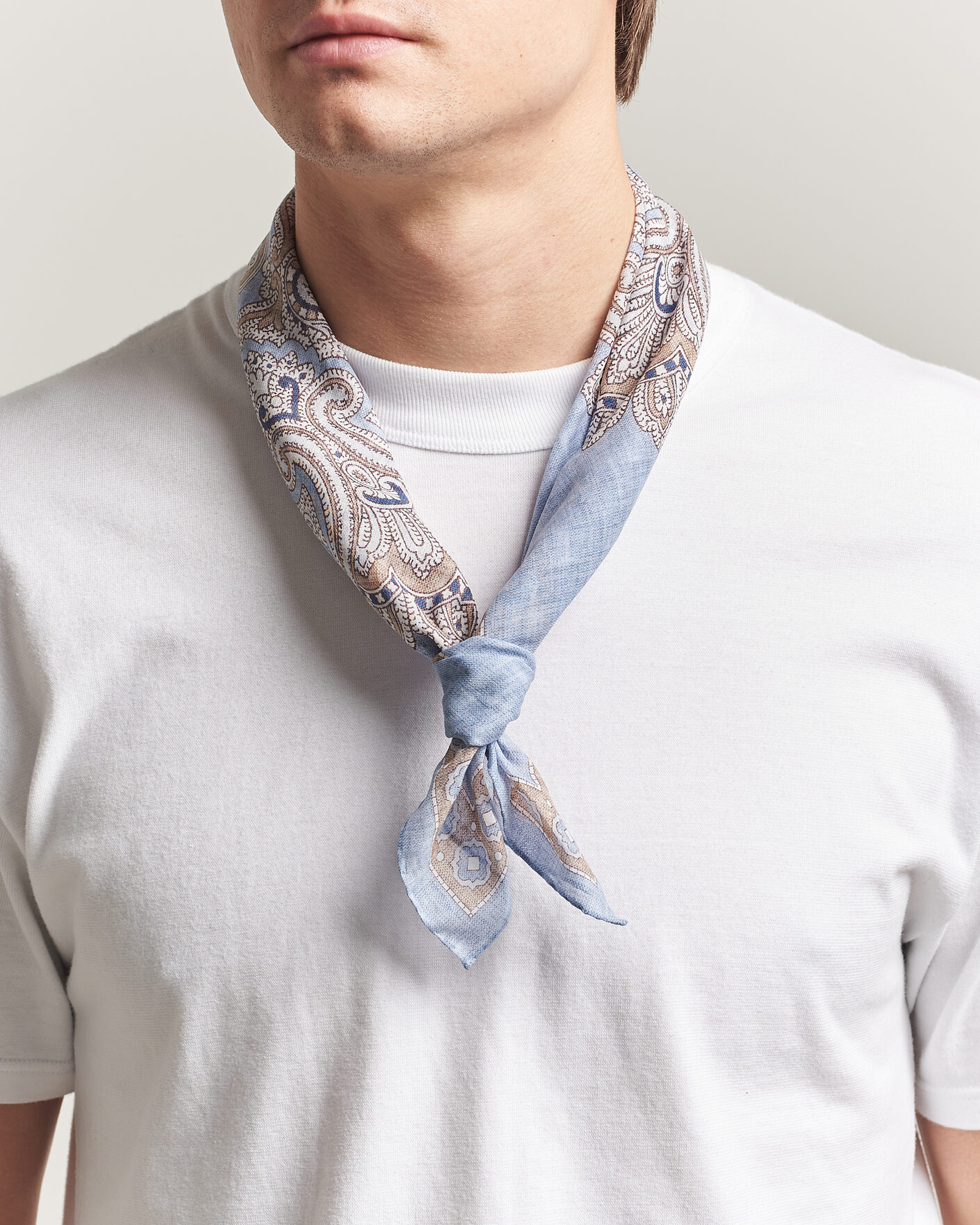Herren | Tücher | Amanda Christensen | Cotton Voilé Large Paisley Bandana Blue