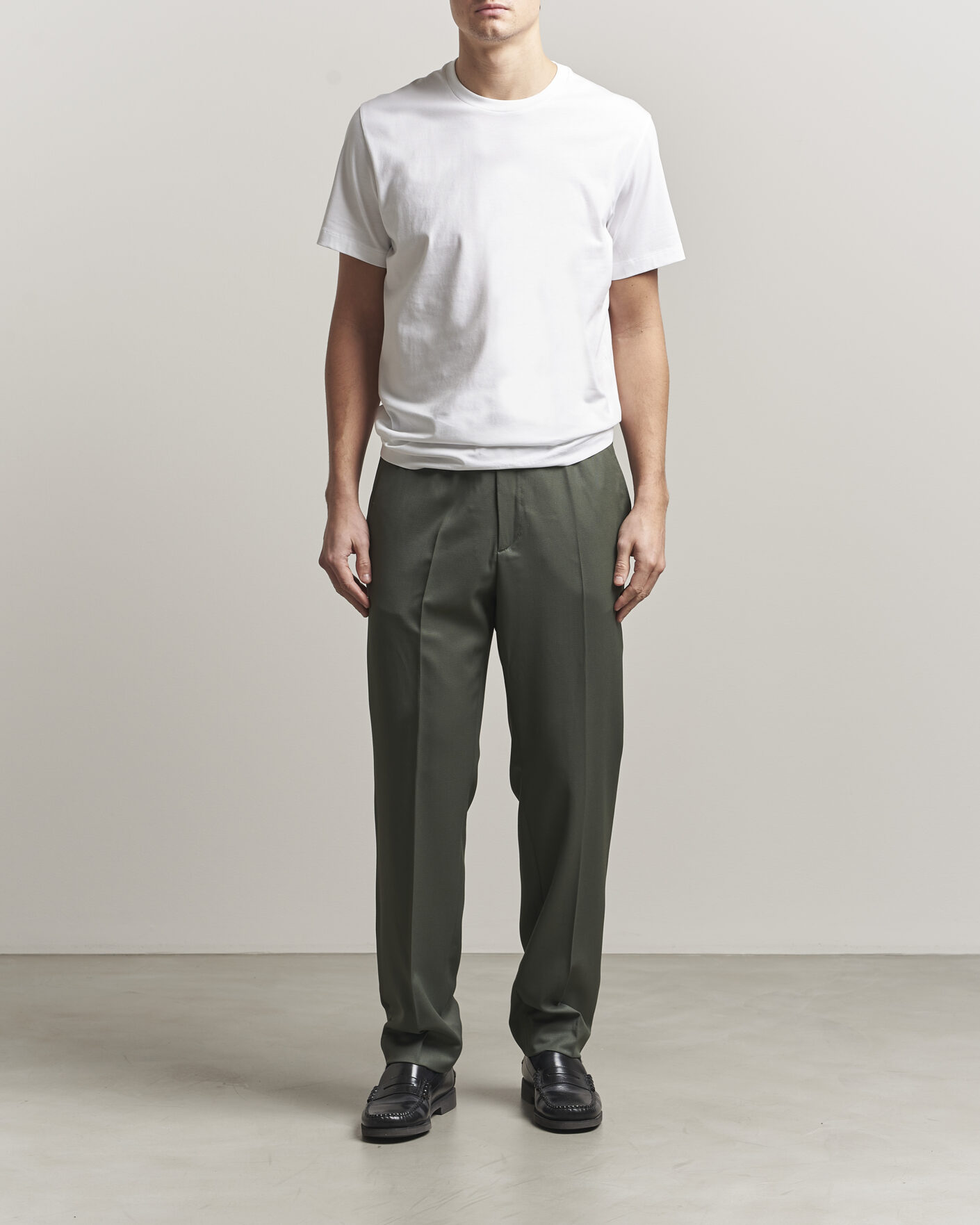 Herren | Hosen | Filippa K | Theo Relaxed Wool Trousers Grey Green