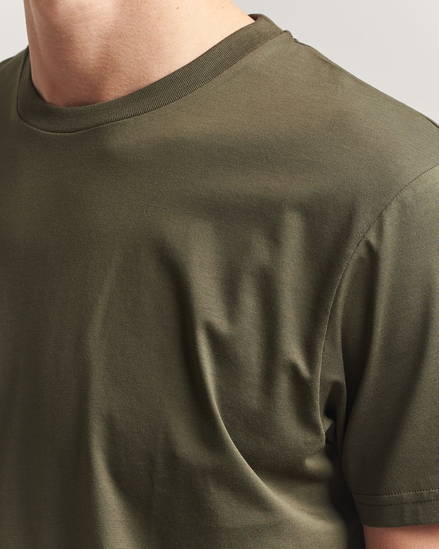 Herren | T-Shirts | Sunspel | Riviera Midweight T-Shirt Deep Olive