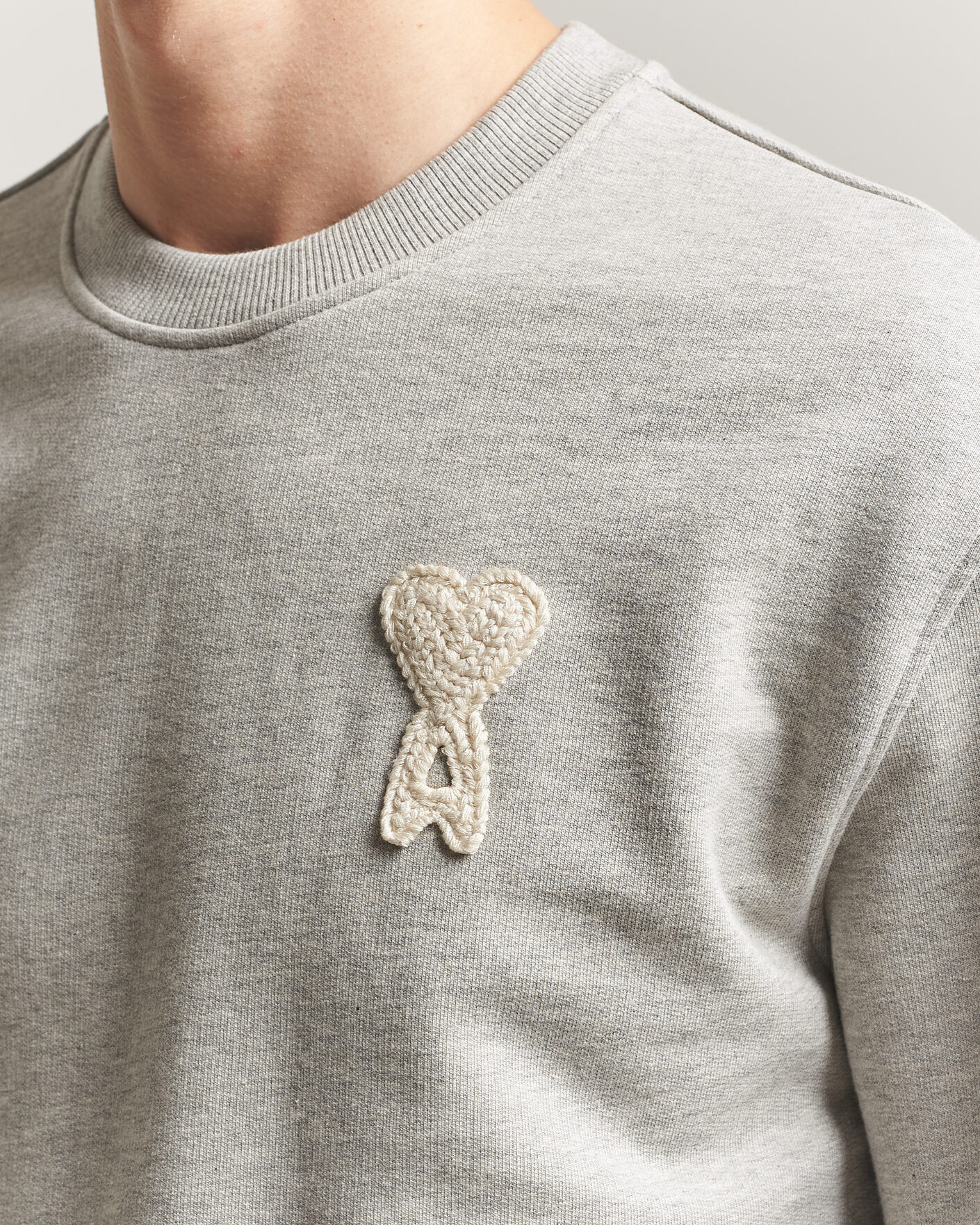 Herren | Pullover | AMI | Knitted Heart Logo Sweatshirt Grey Melange