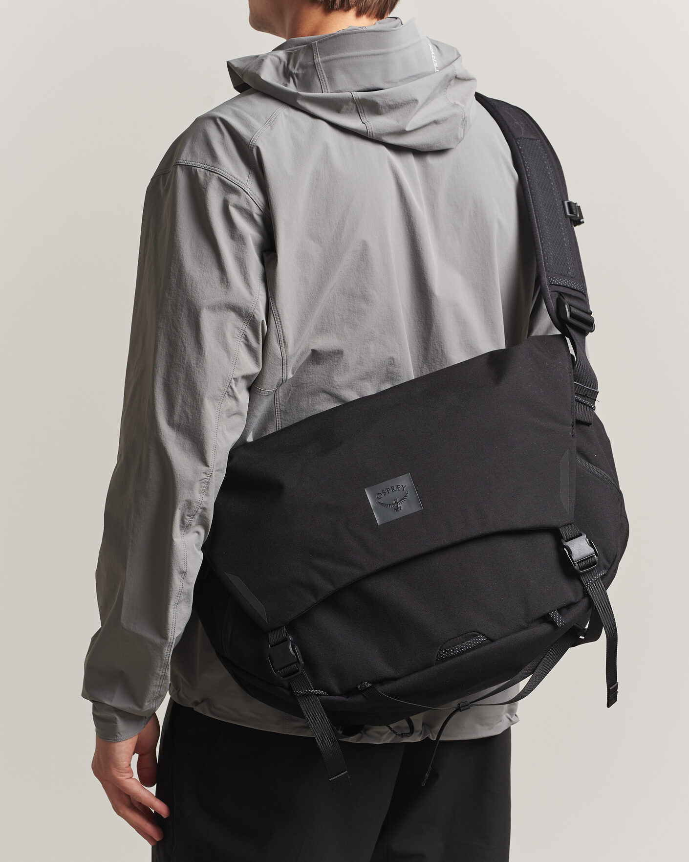 Herren | Taschen | Osprey | Metron Messenger 18 Black