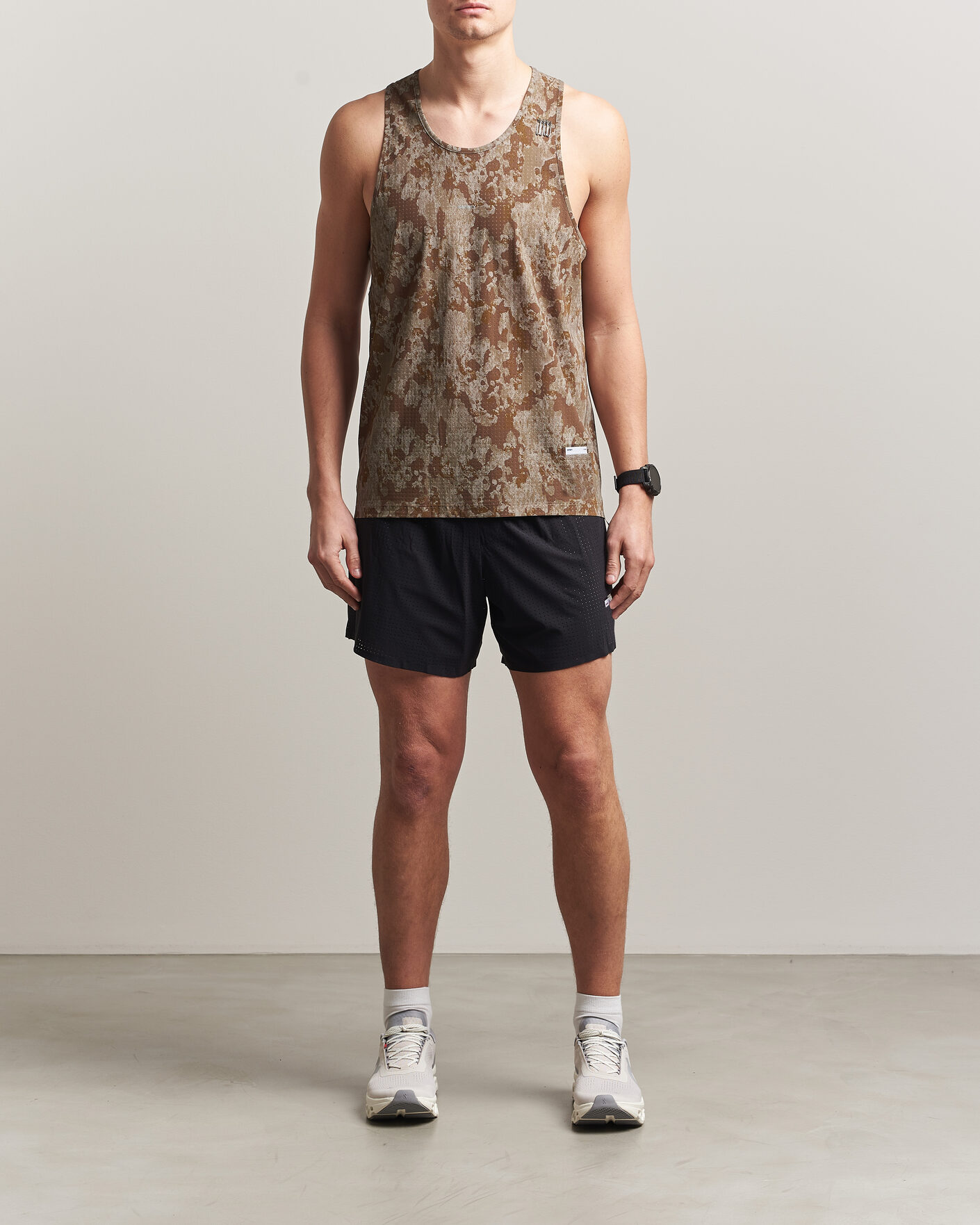 Herren | T-Shirts | Satisfy | Space-O Singlet Camo