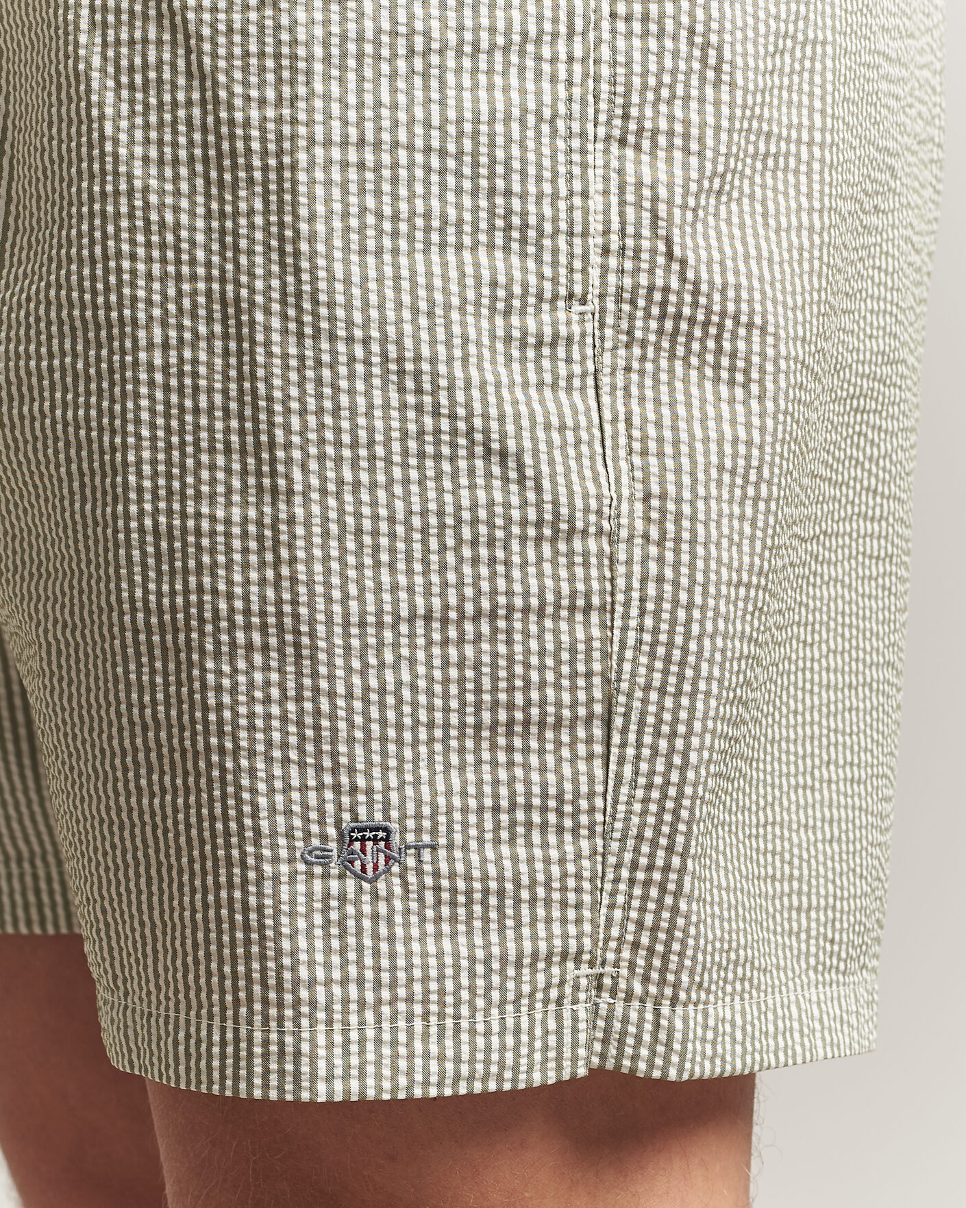 Herren | Badehosen | Gant | Seersucker Striped Swimshorts Dry Herb Green