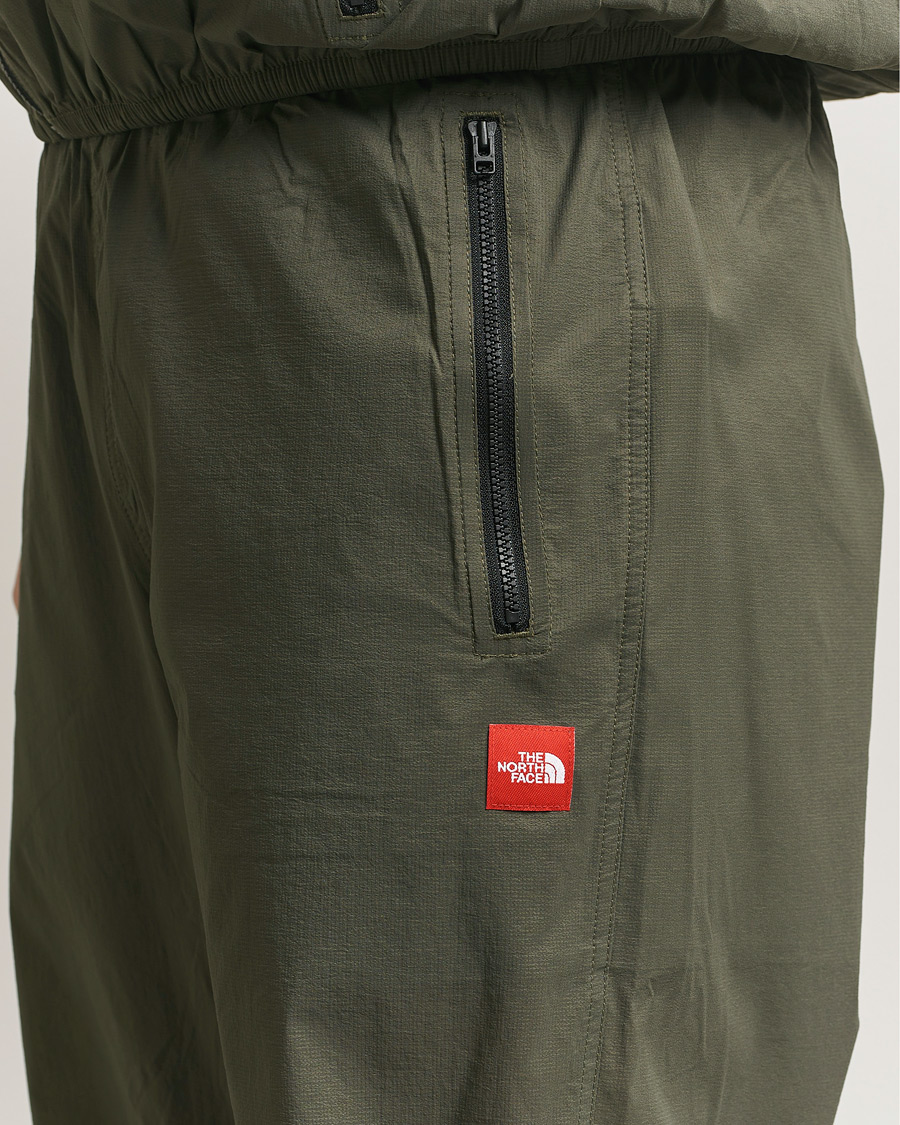 Herren | Hosen | The North Face | Red Box Packable Wind Pants New Taupe Green