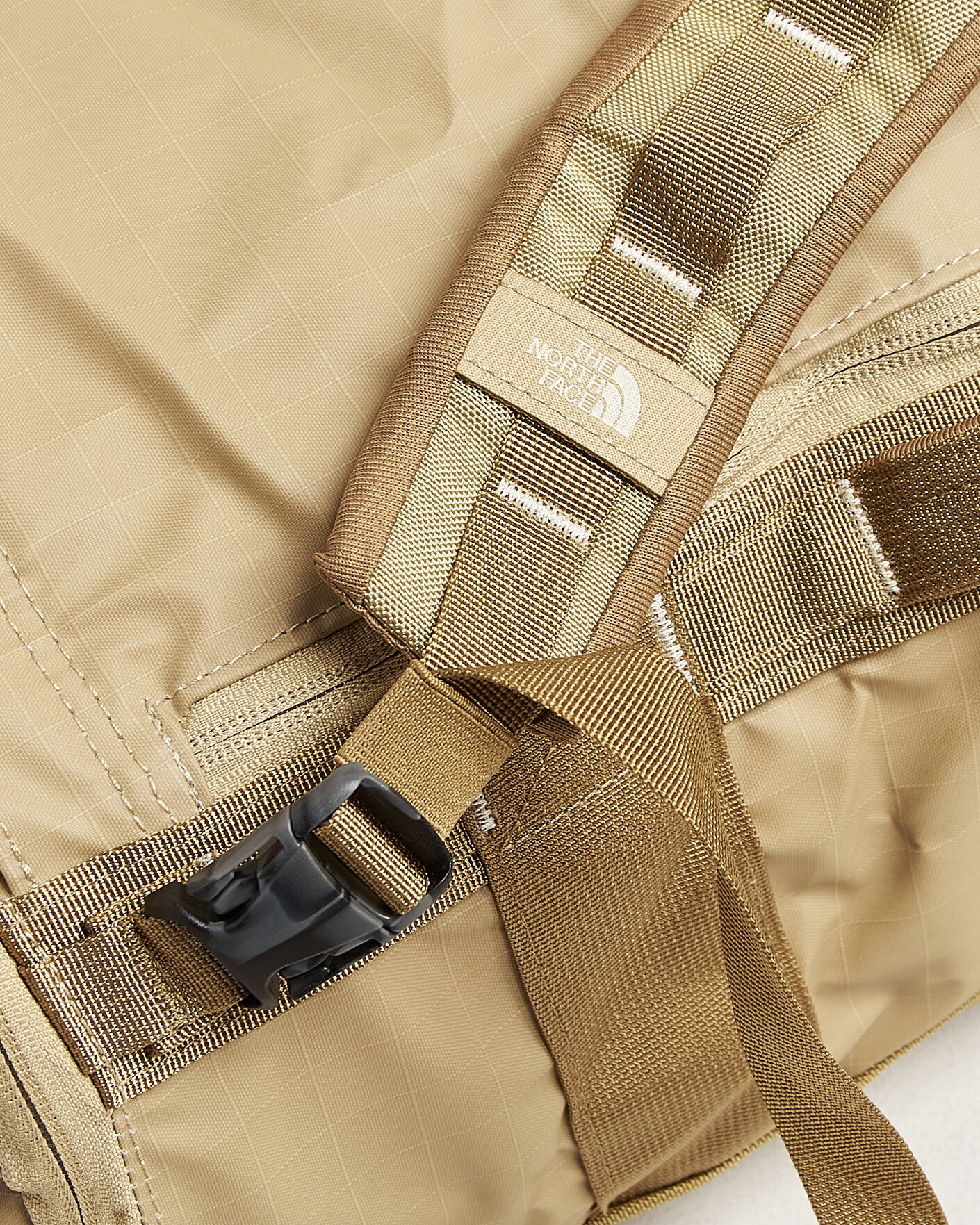 Herren | Taschen | The North Face | Base Camp Voyager Duffel 32 Khaki Stone