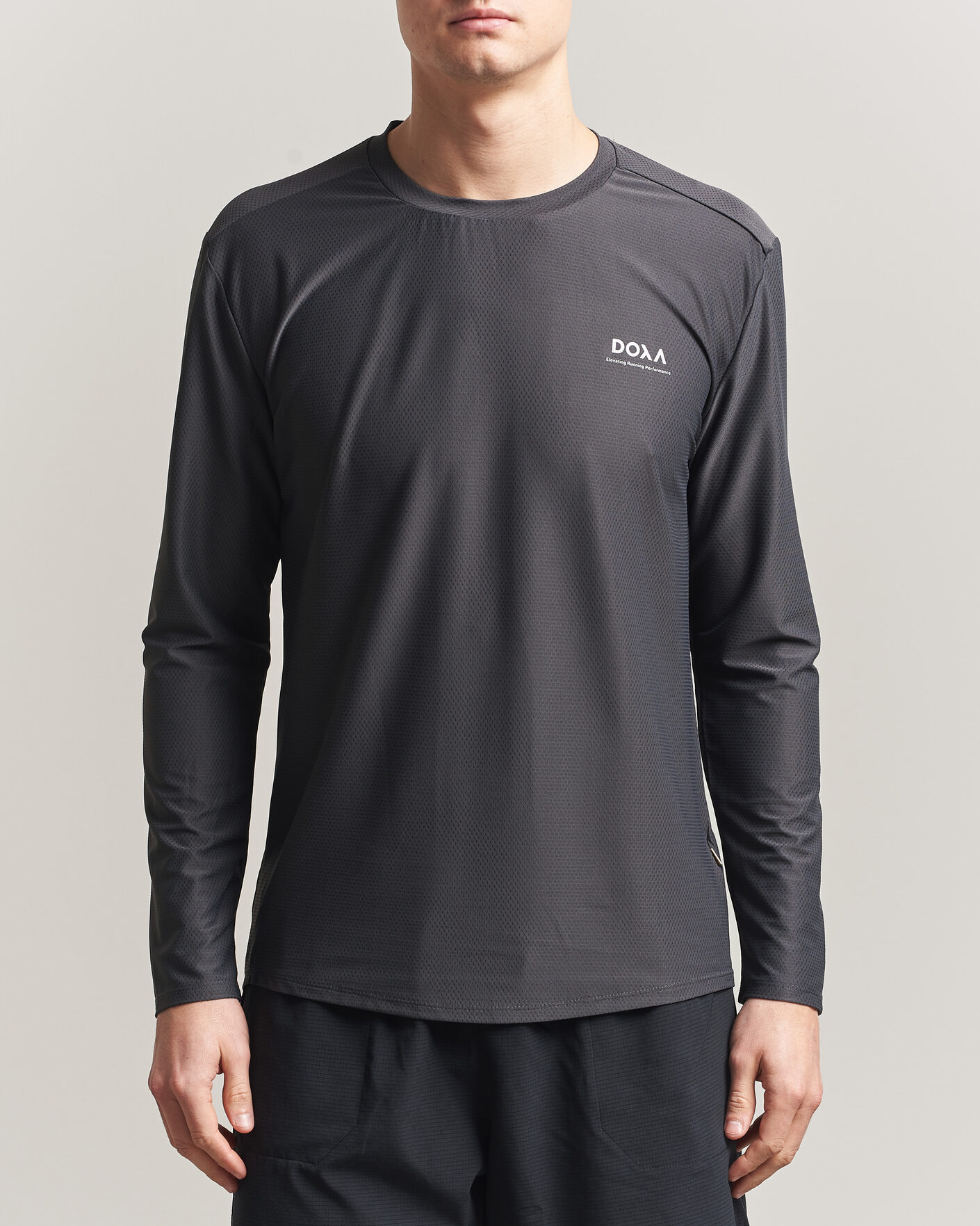 Herren | T-Shirts | DOXA | Rerun Long Sleeve T-Shirt Raven