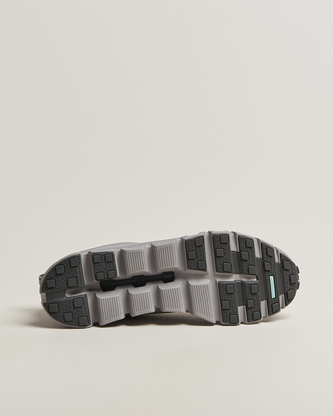 Herren | Trail Sneaker | On | Cloud 6 Geo Waterproof Alloy/Alloy