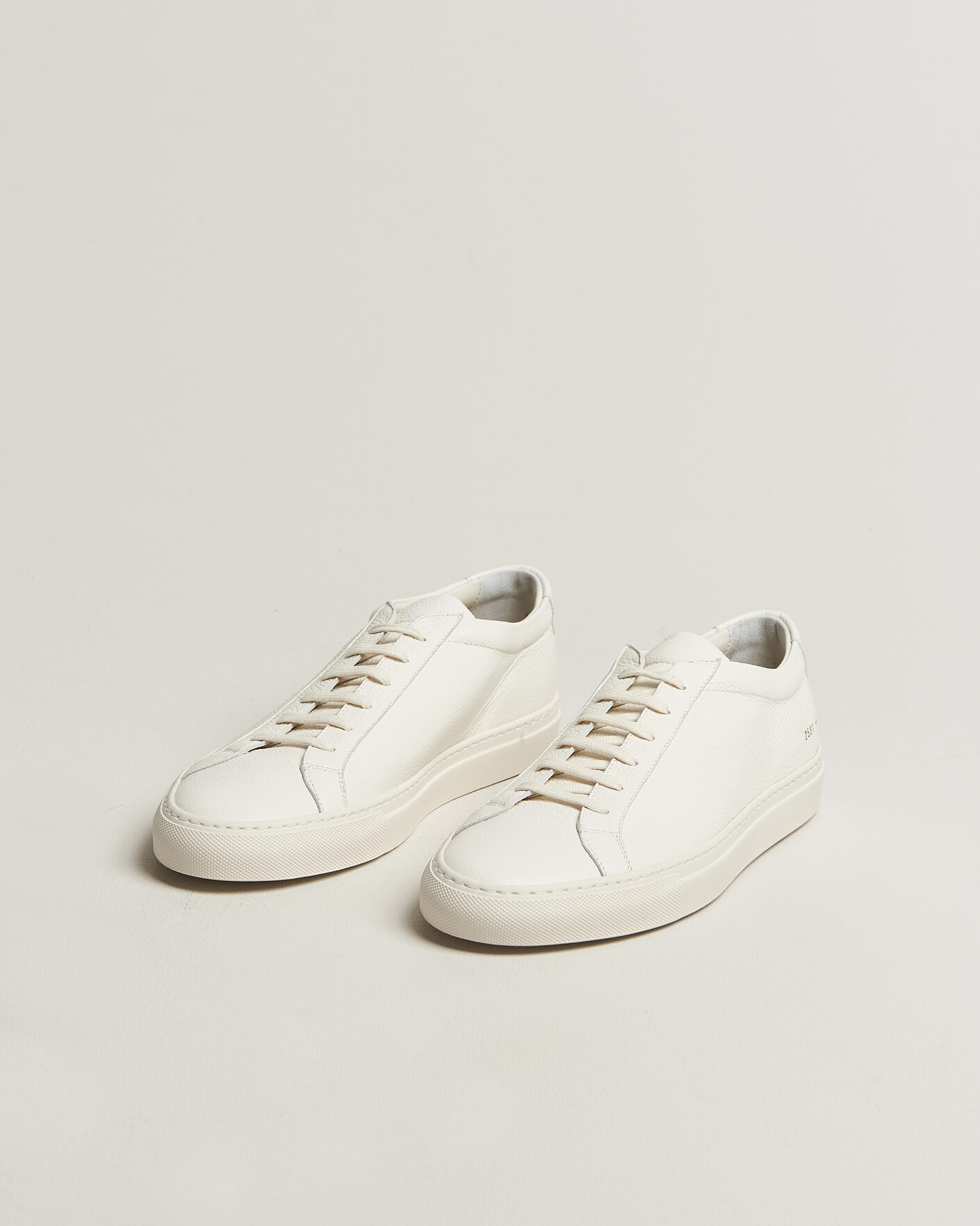 Herren | Sneaker | Common Projects | Original Achilles Grained Leather Sneaker Off White