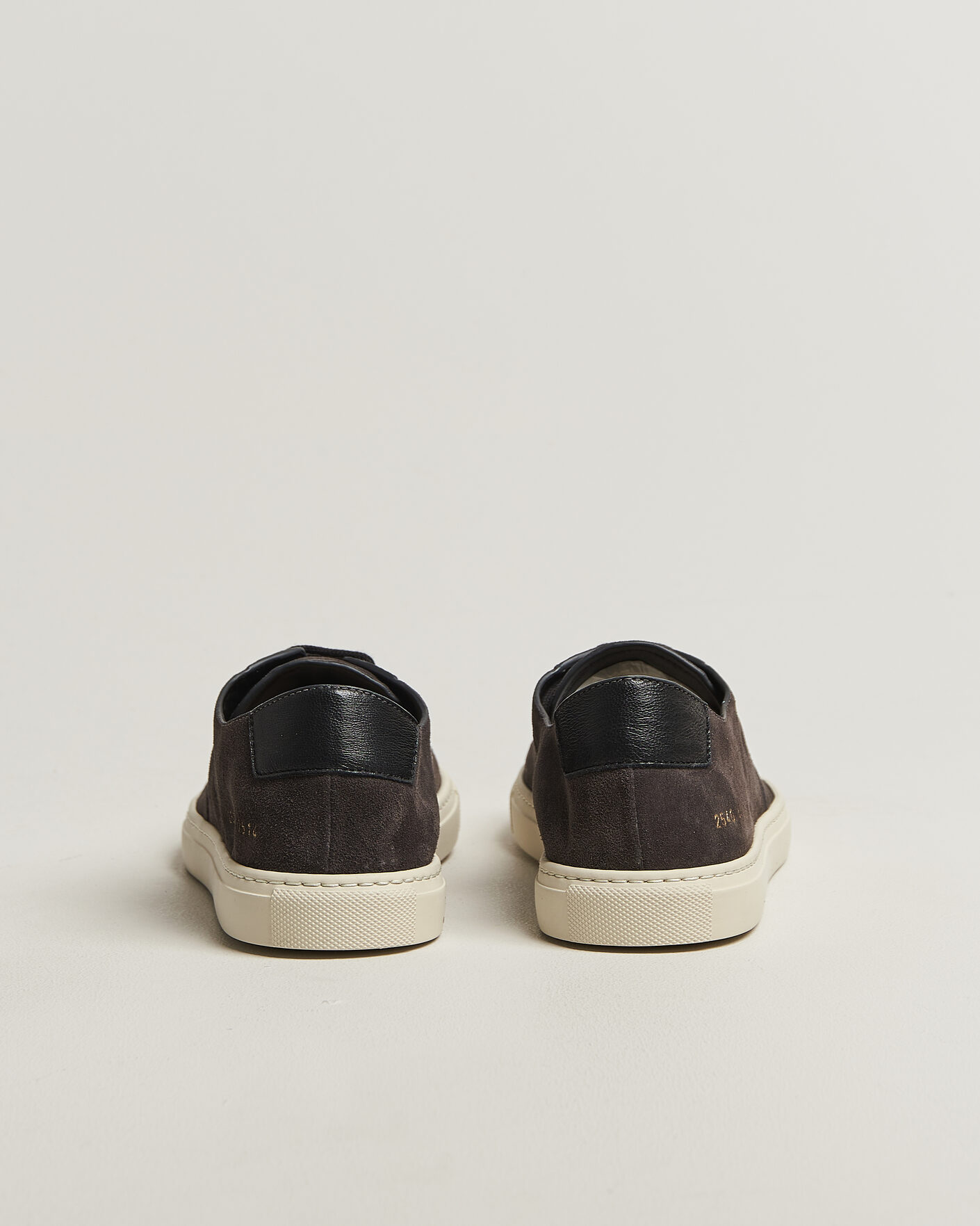 Herren | Sneaker | Common Projects | BBall Slim Deconstructed Suede Sneaker Off Black