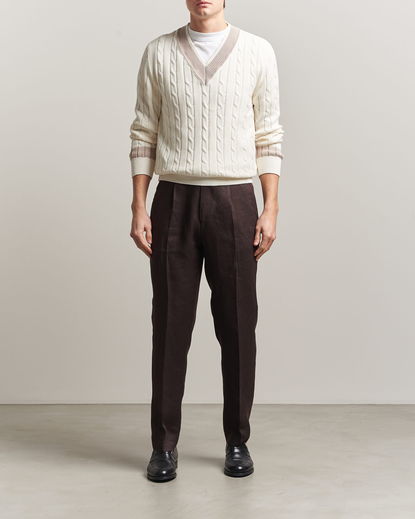 Herren | Pullover | Morgano | Cable Knitted Cotton V-Neck White/Beige