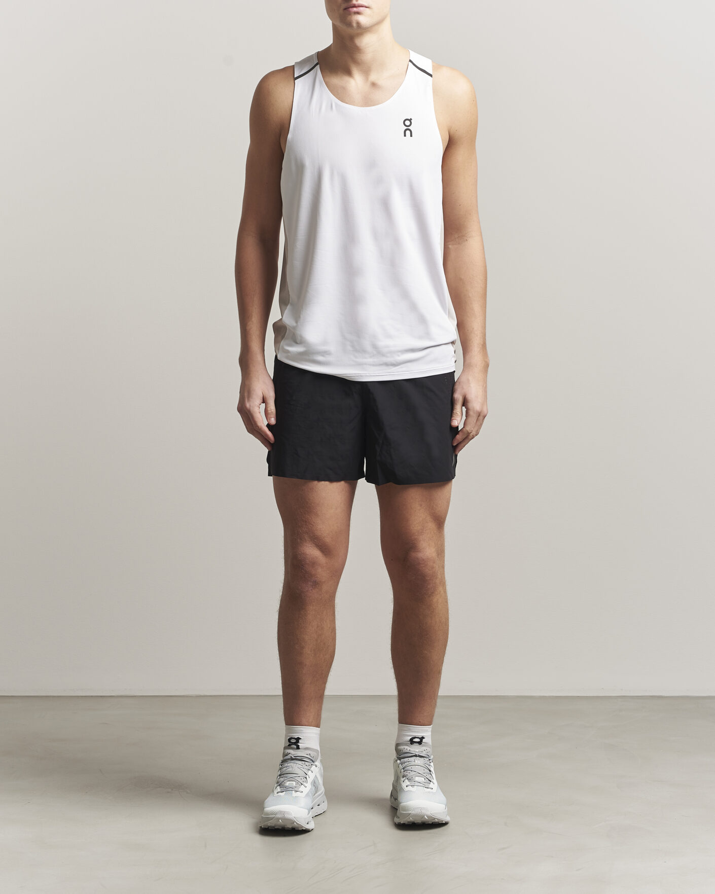 Herren | T-Shirts | On | Performance Tank White/Silver