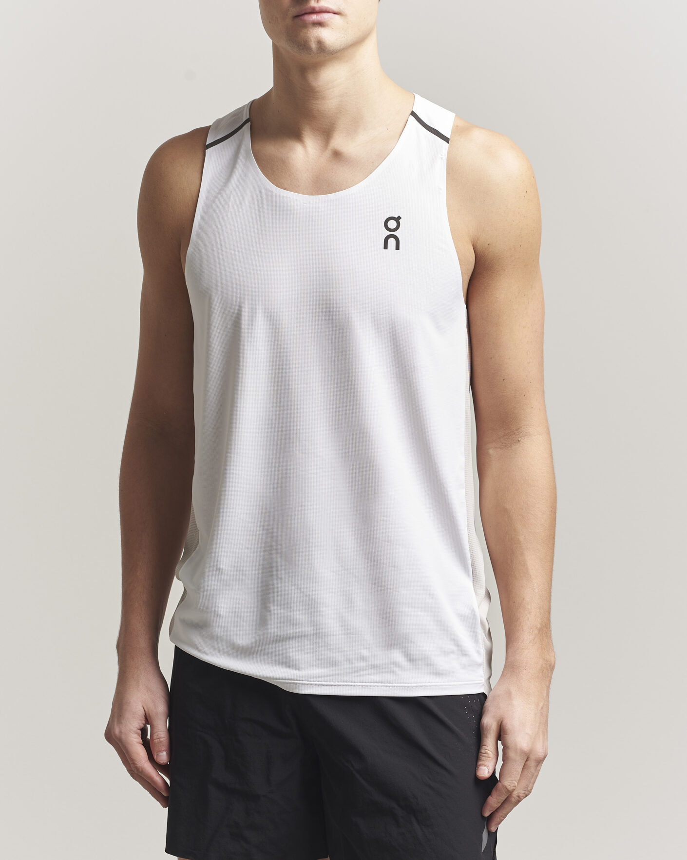 Herren | T-Shirts | On | Performance Tank  White/Silver