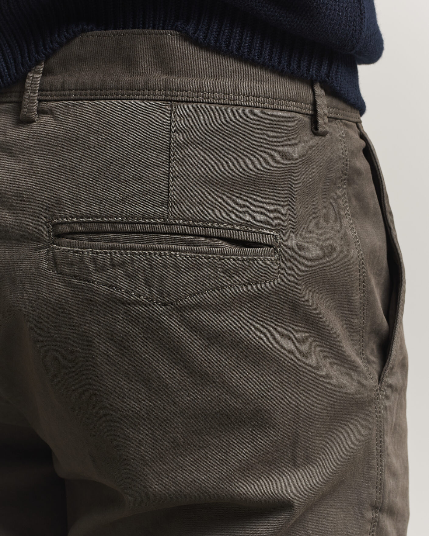 Herren | Hosen | Oscar Jacobson | Danik Cotton Trousers Olive
