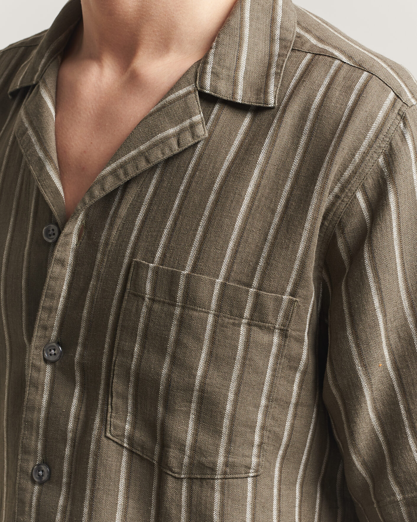 Herren | Hemden | Oscar Jacobson | Reg Fit Cuban Herringbone Short Sleeve Shirt Green