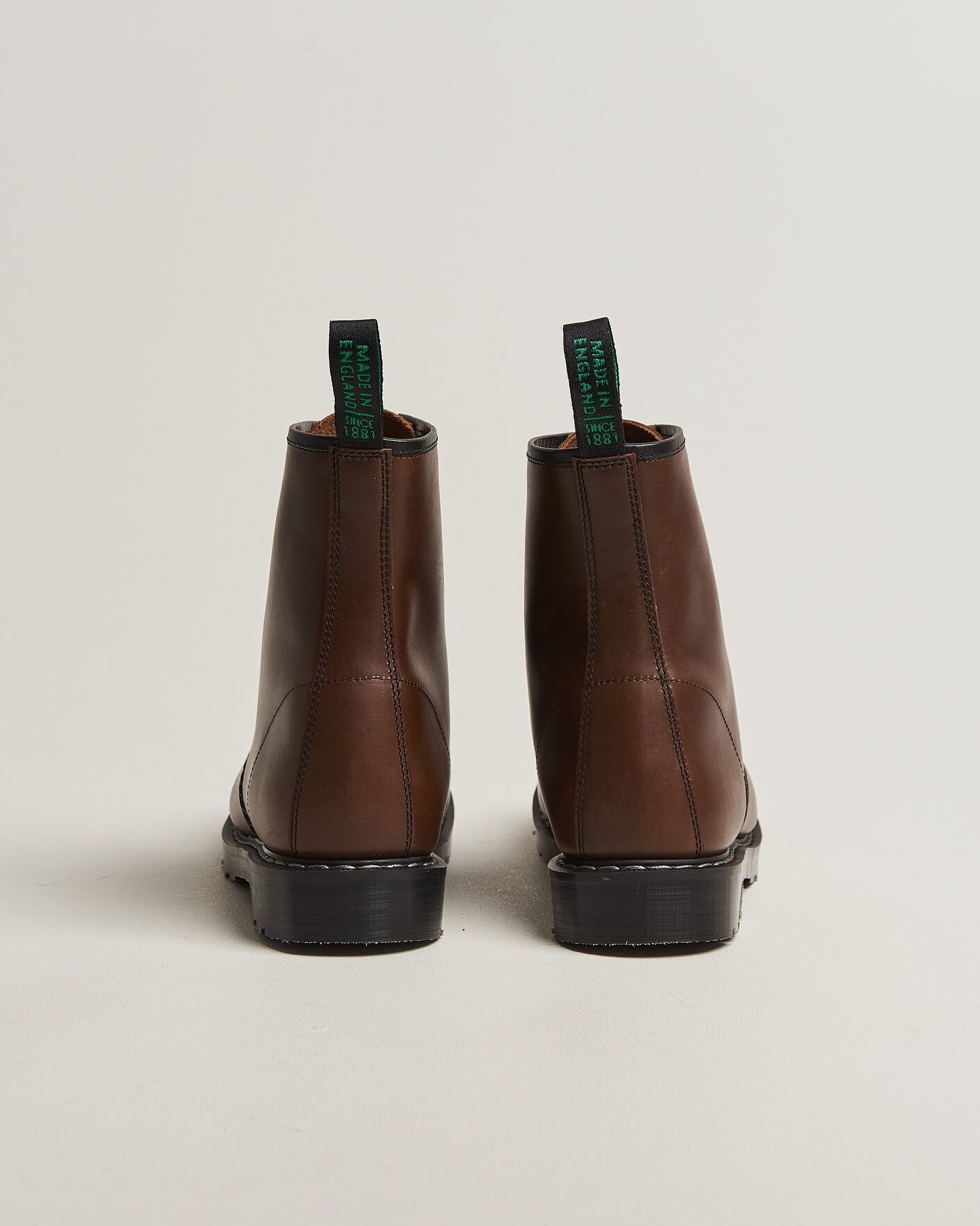 Herren | Boots | Solovair | 8 Eye Derby Boot Gaucho