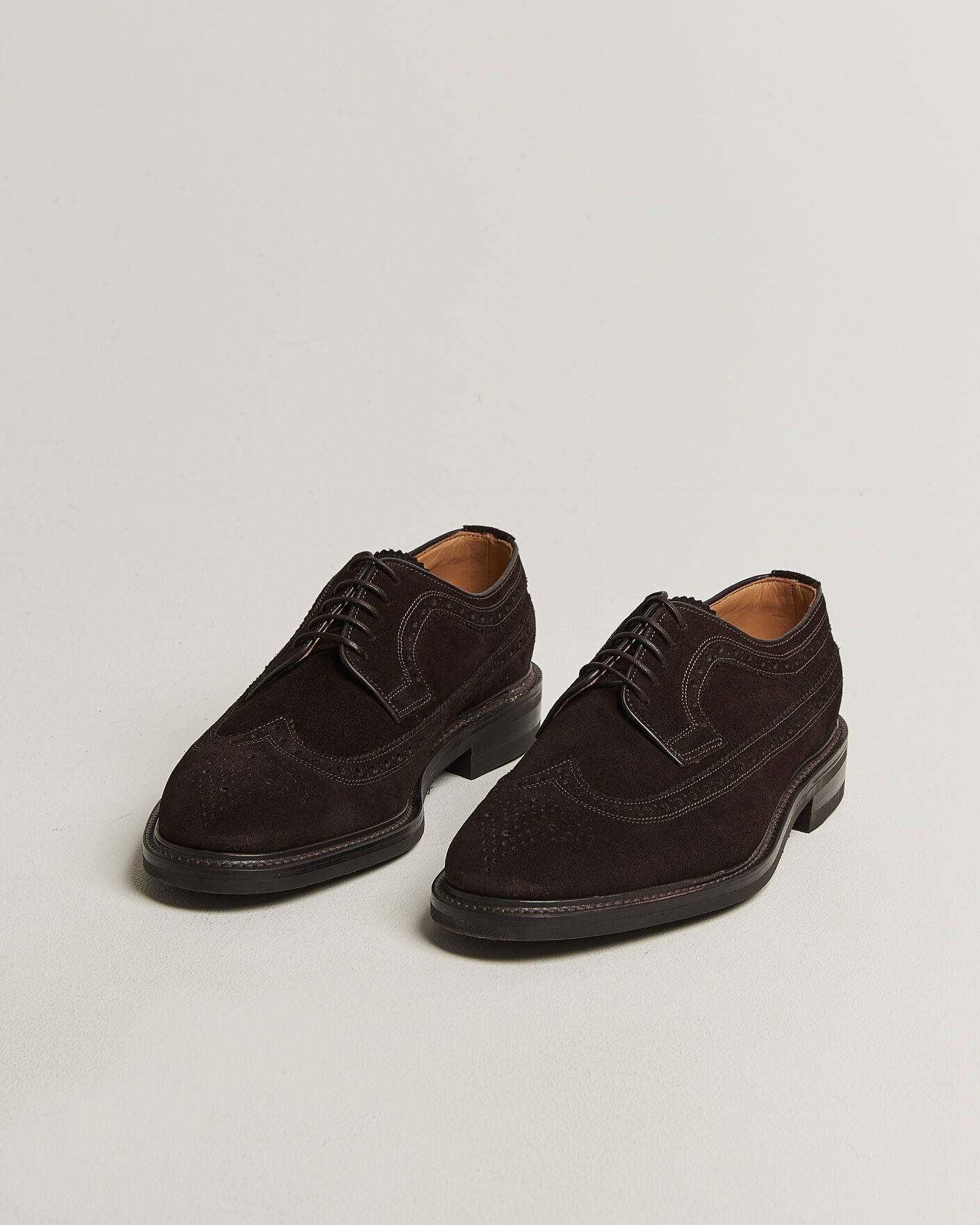 Herren | Derby | Loake Shoemakers | Sovereign Longwing Suede Derby Dark Brown