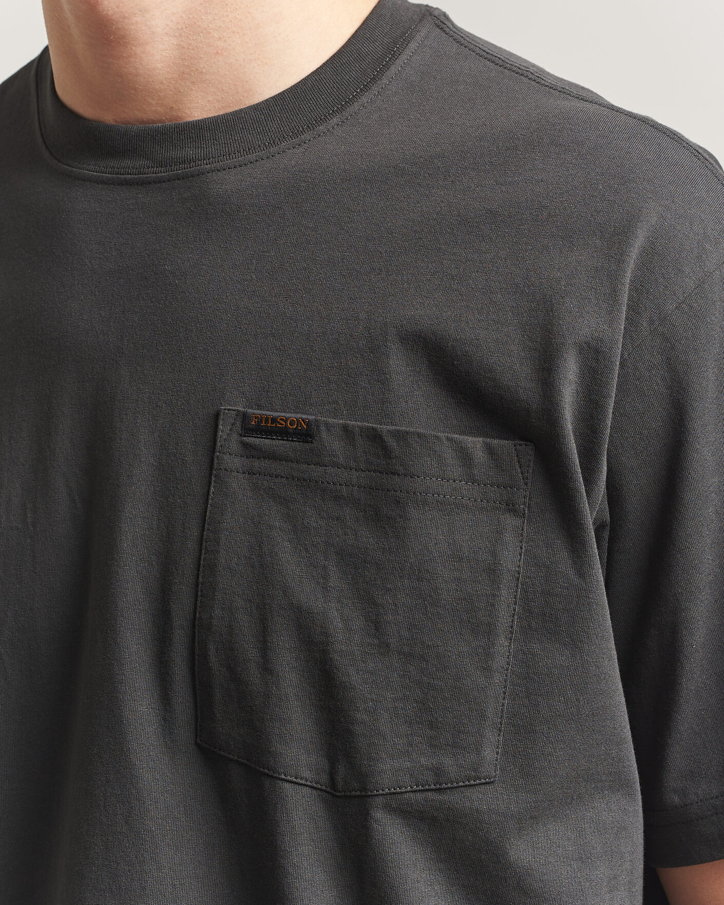 Herren | T-Shirts | Filson | Pocket T-Shirt Faded Black