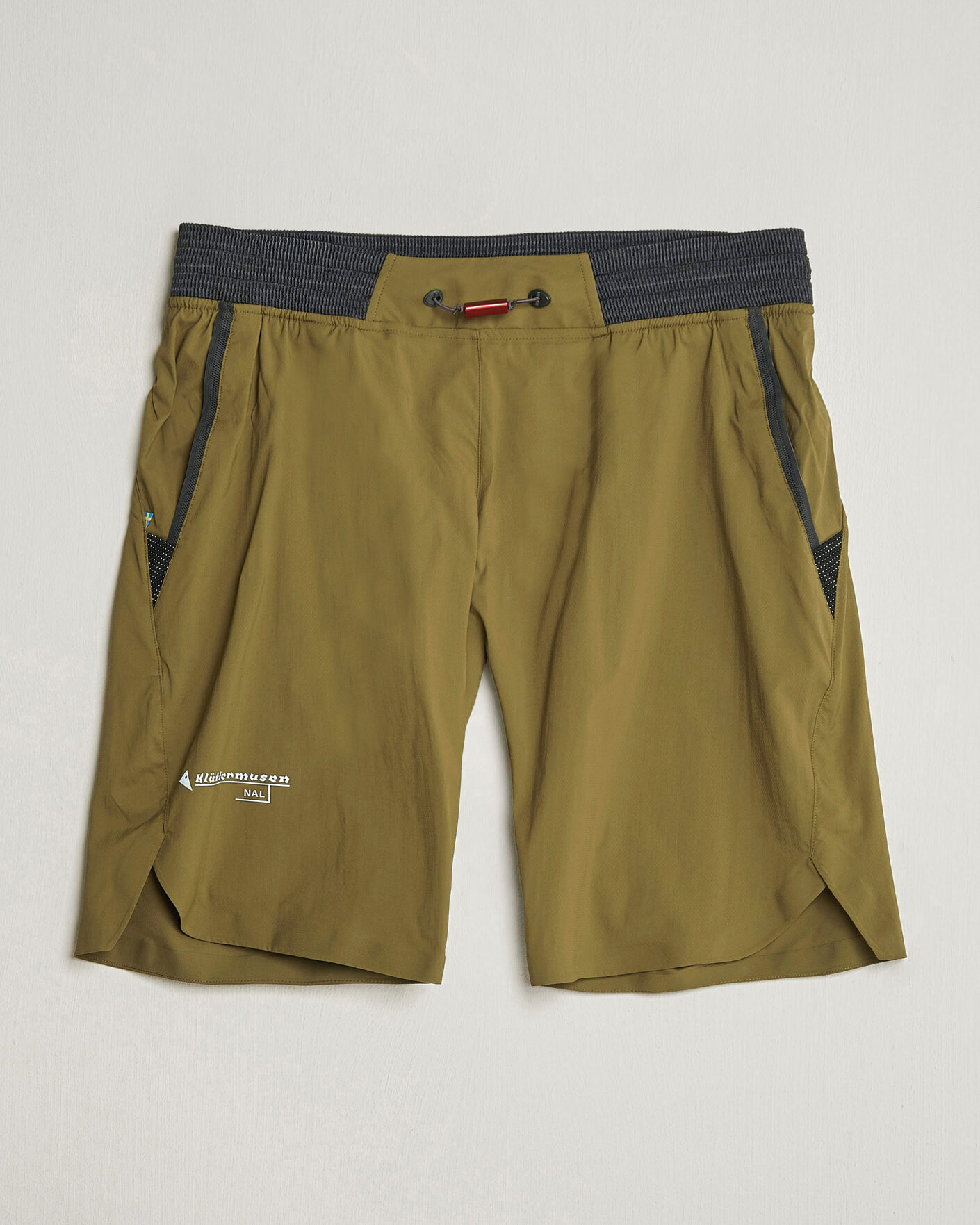 Herren | Shorts | Klättermusen | Nal Windbreaker Shorts Olive