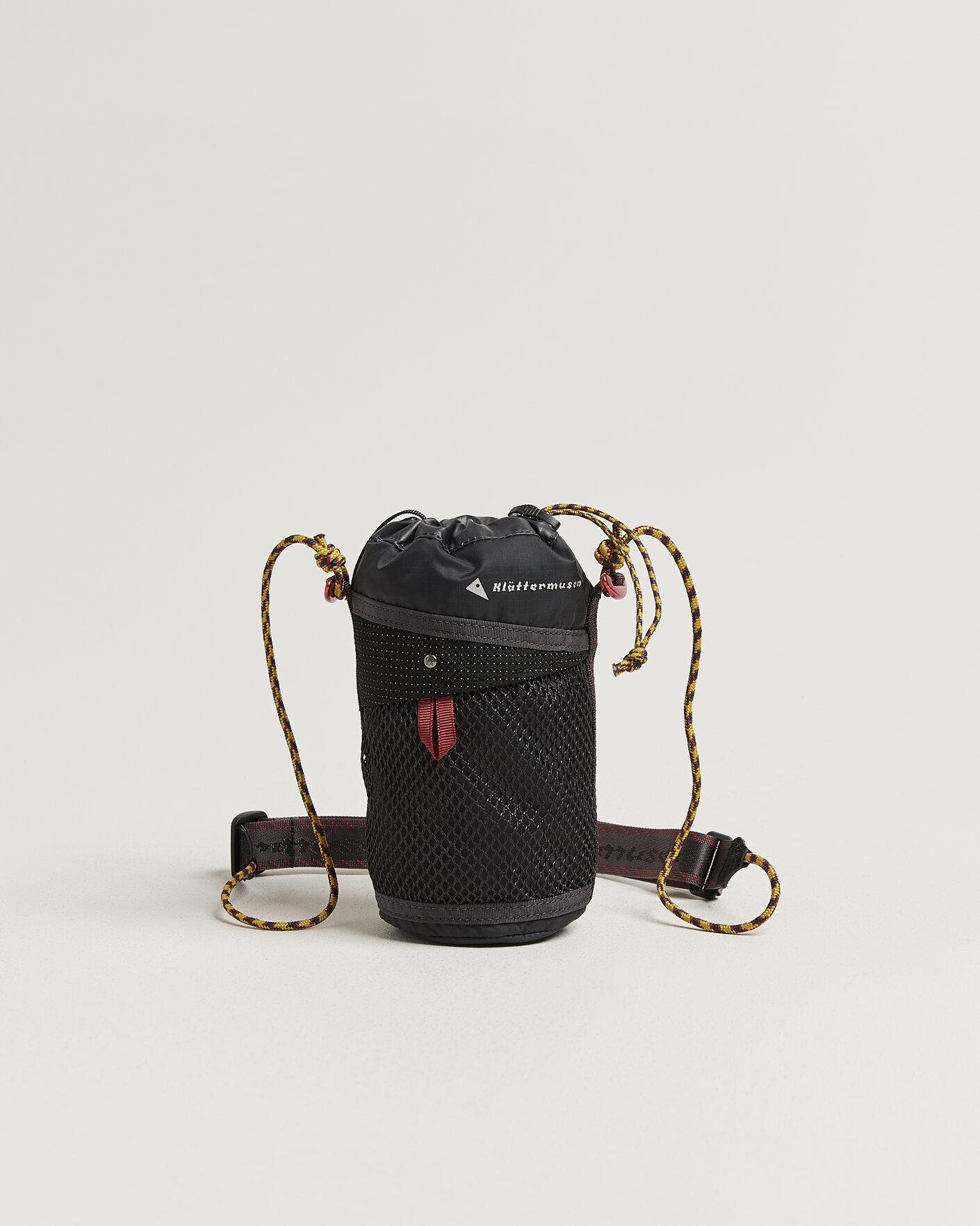 Herren | Taschen | Klättermusen | Algir Bottle Holder Bag Raven