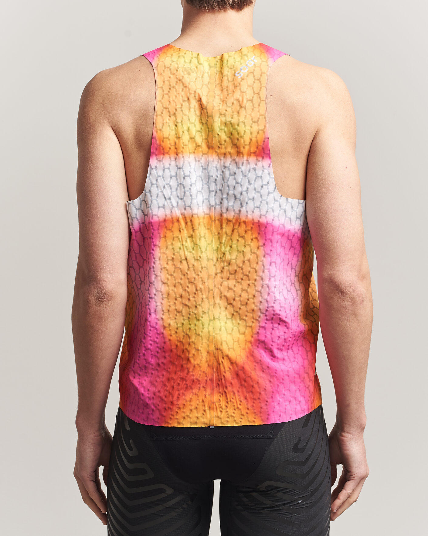 Herren | T-Shirts | SOAR Running | Graphene Race Vest Red/Orange