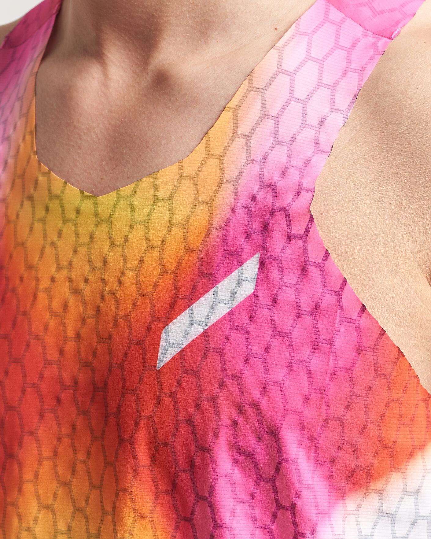 Herren | T-Shirts | SOAR Running | Graphene Race Vest Red/Orange