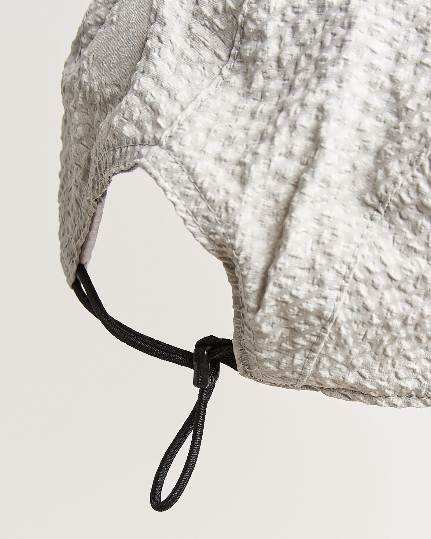 Herren | Hüte & Mützen | SOAR Running | Dart Cap Silver Grey