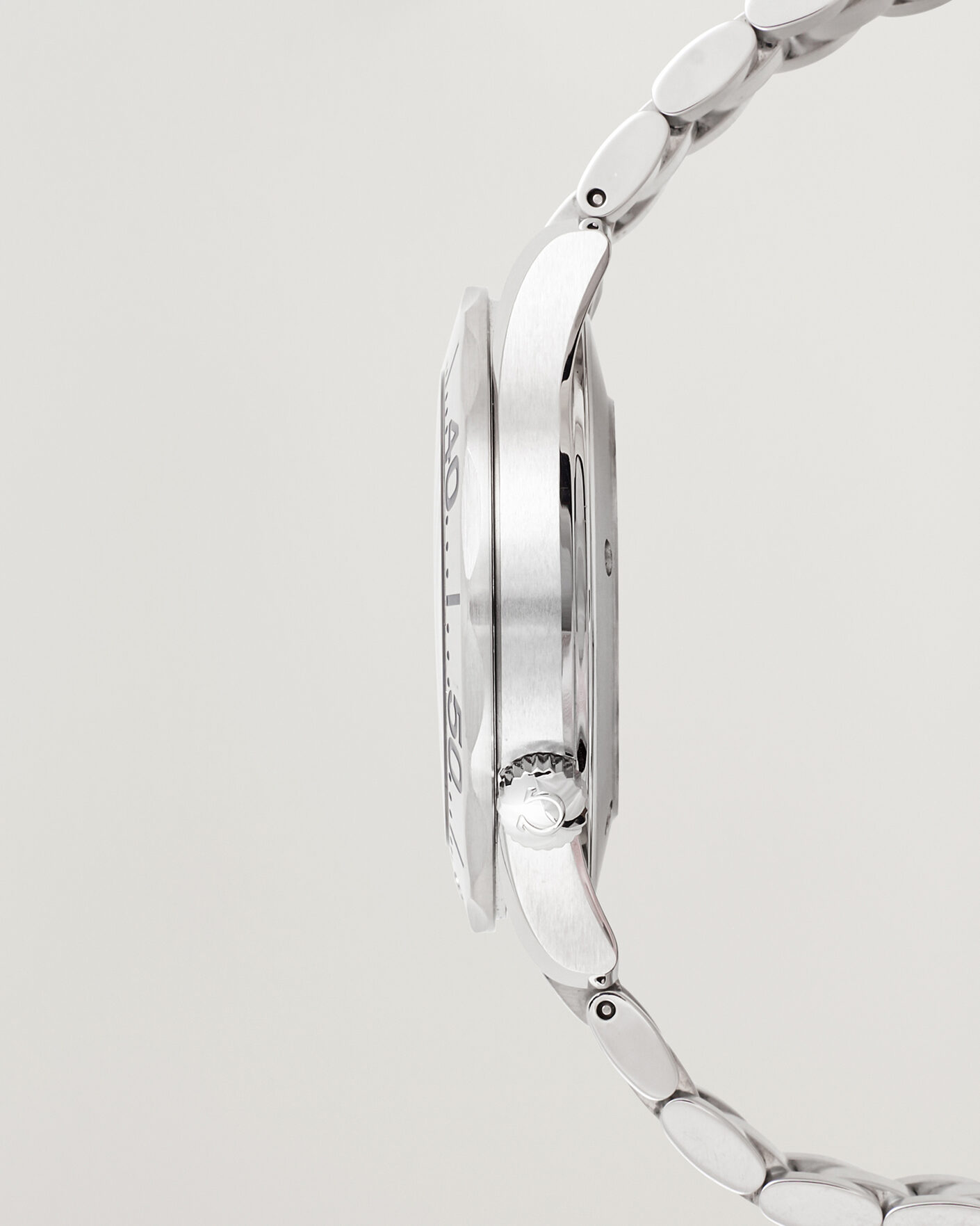 Herren | Pre-Owned & Vintage Watches | Omega Pre-Owned | Seamaster 300M Electric Blue 