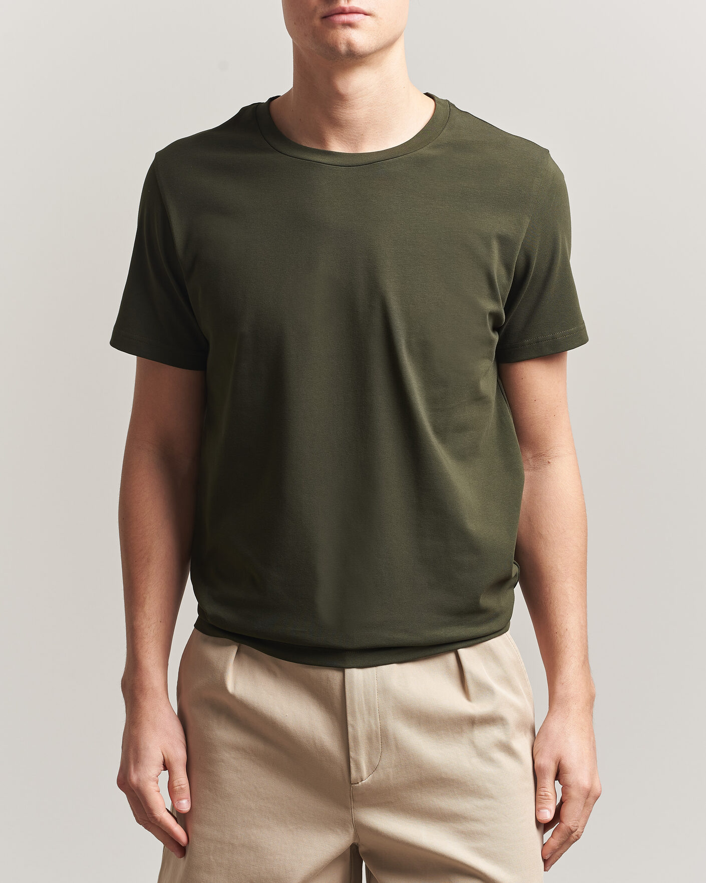 Herren | T-Shirts | Filippa K | Soft Lycra T-Shirt Midnight Olive