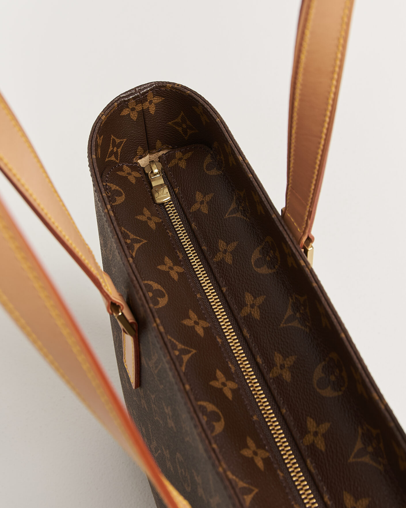 Herren | Pre-Owned & Vintage Bags | Louis Vuitton Pre-Owned | Luco Bag Monogram