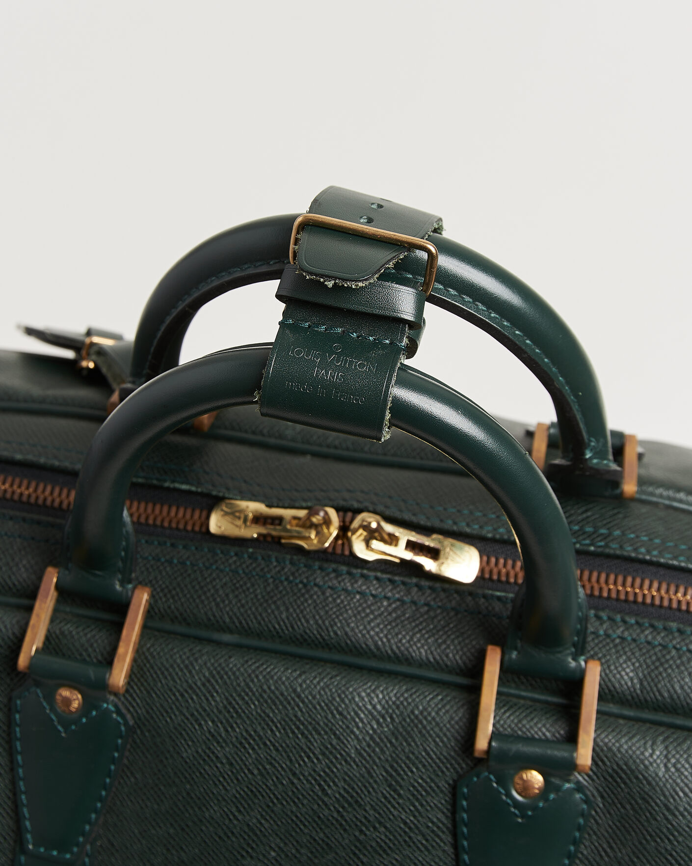 Herren | Pre-Owned & Vintage Bags | Louis Vuitton Pre-Owned | Taiga Kendall GM Bag Green