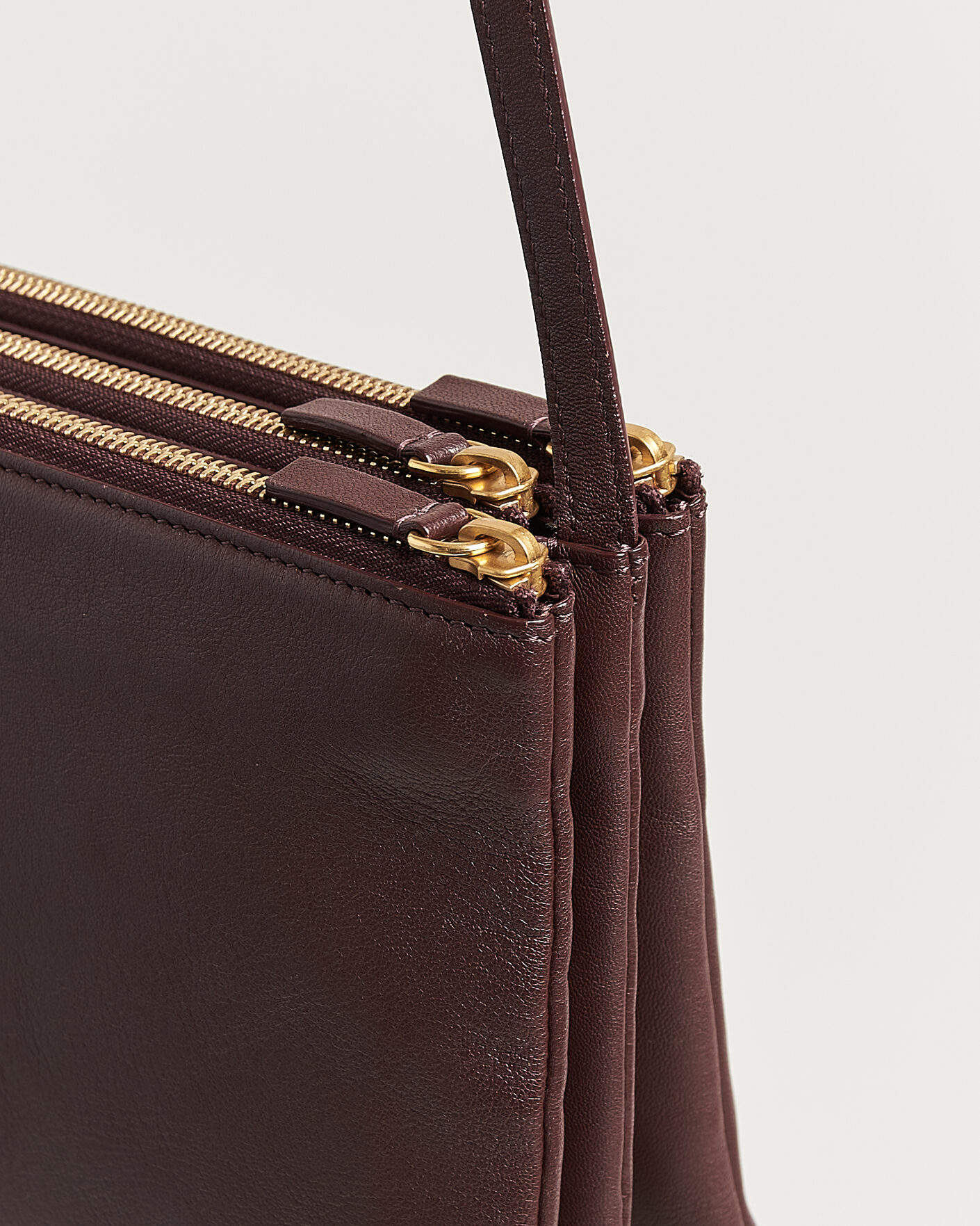 Herren | Pre-Owned & Vintage Bags | Celine Pre-Owned | Trio Bag Medium Leather Burgundy