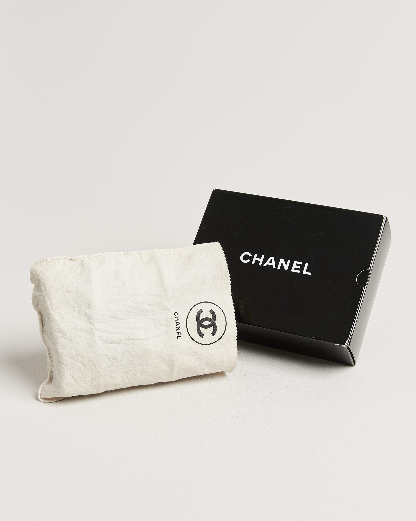 Herren | Pre-Owned & Vintage Bags | Chanel Pre-Owned | Classic Medium Double Flap Bag Black