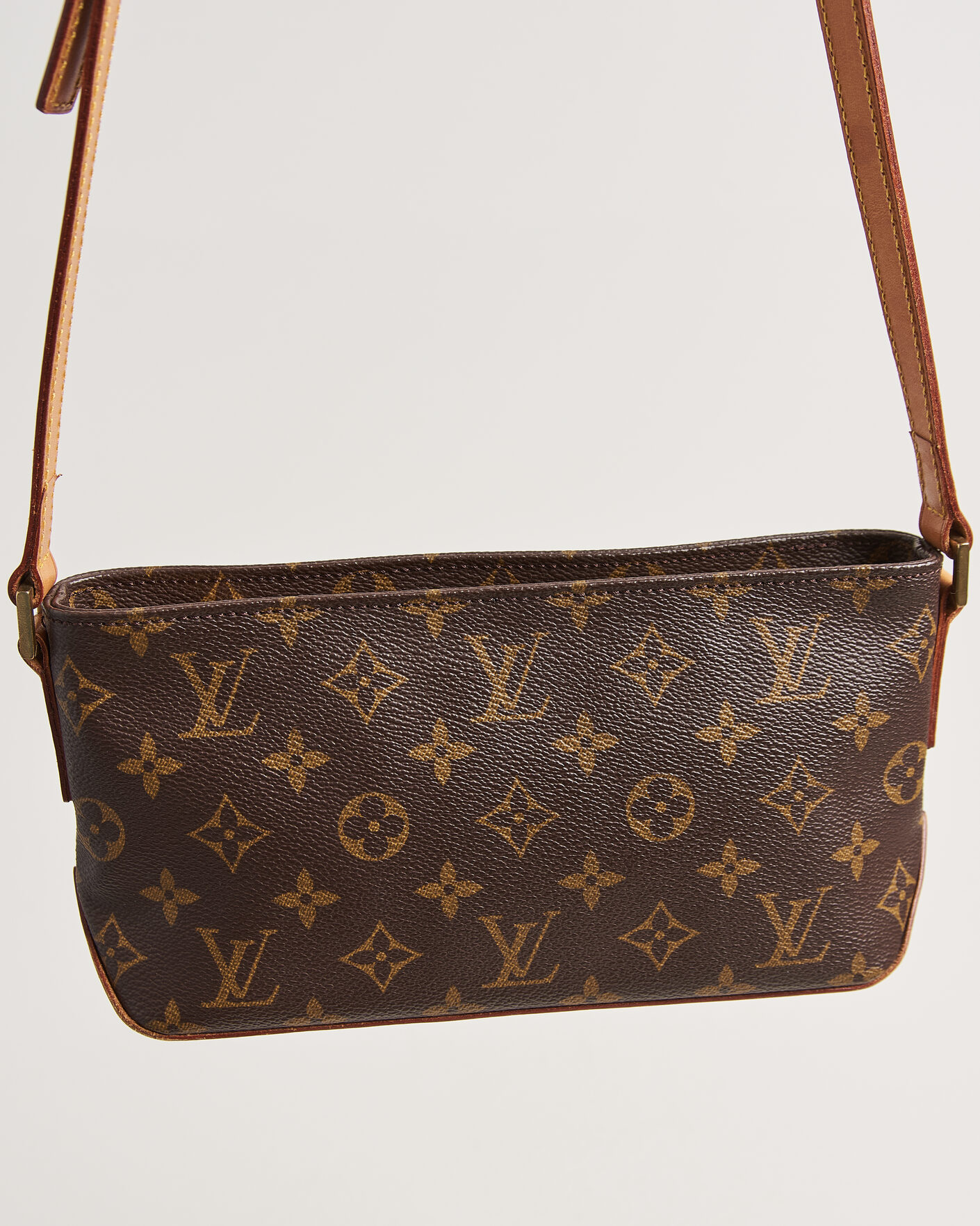Herren | Pre-Owned & Vintage Bags | Louis Vuitton Pre-Owned | Trotteur Crossbody Bag Monogram