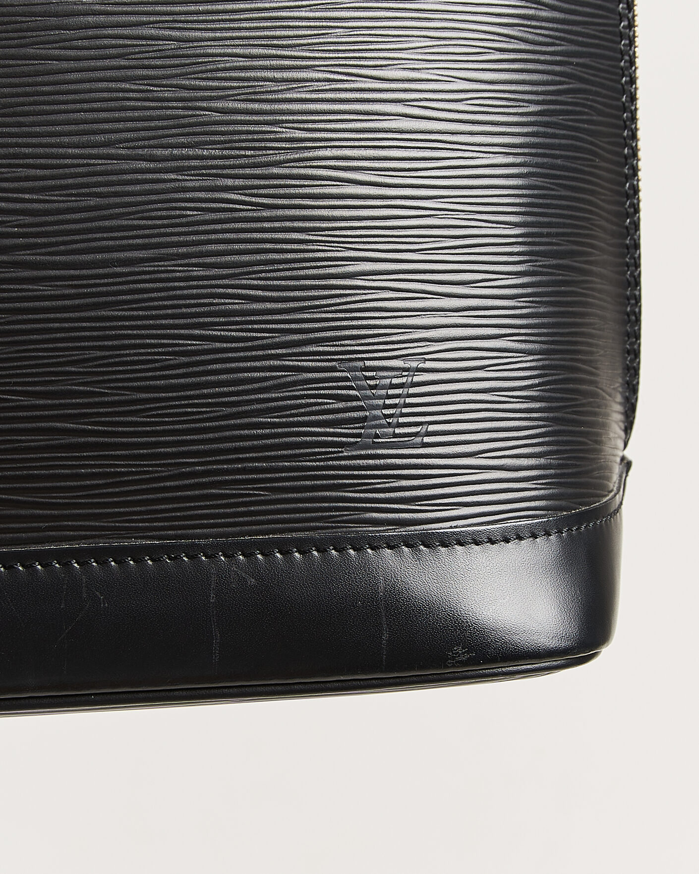 Herren | Pre-Owned & Vintage Bags | Louis Vuitton Pre-Owned | Alma PM Bag Epi Leather Black