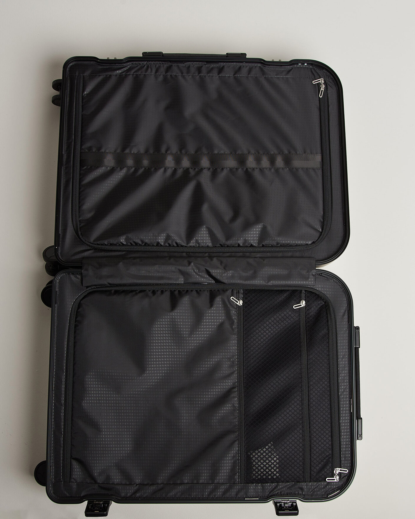 Herren | Taschen | DB | Ramverk Alu Pro Check-In Luggage Large Silver/Onyx