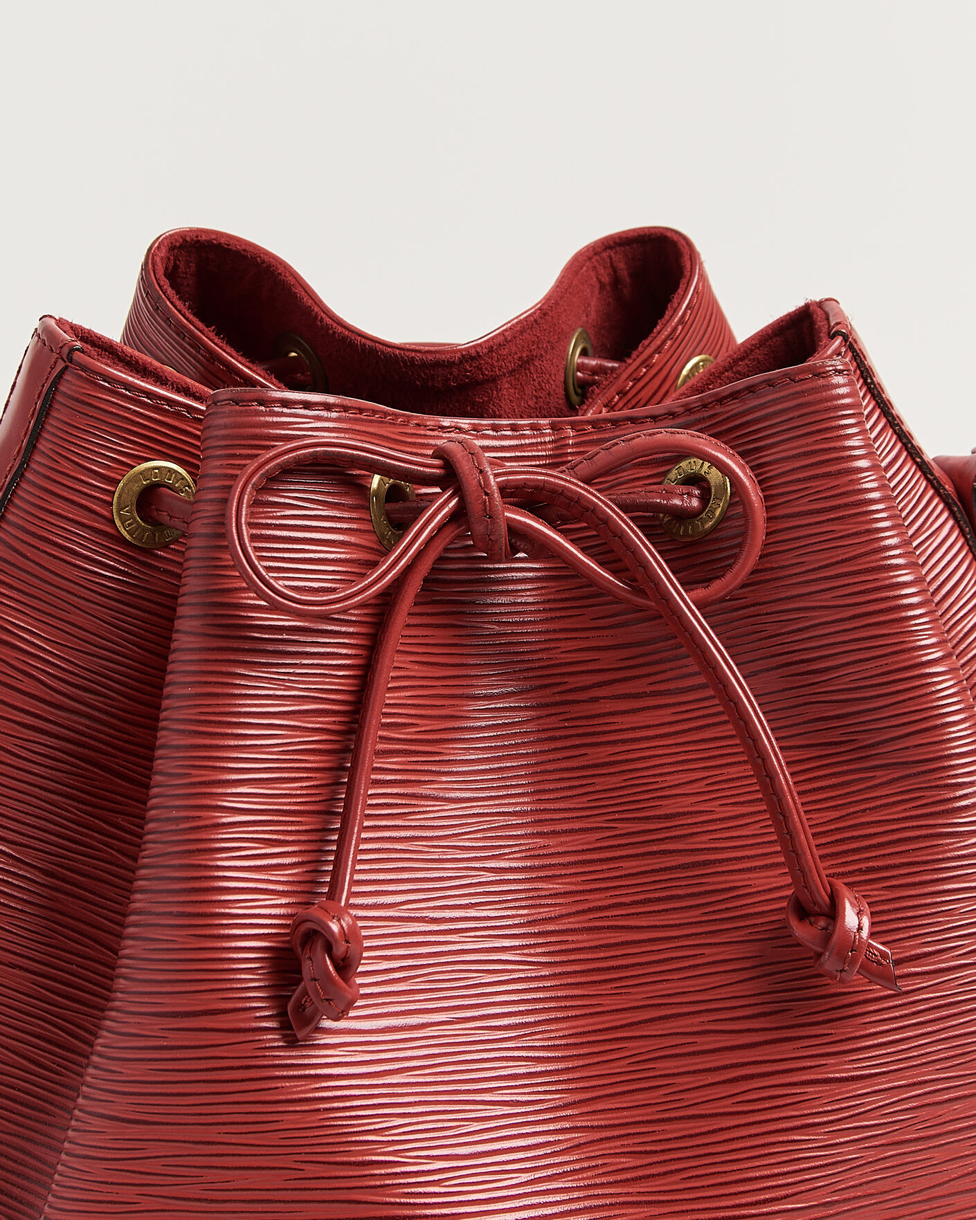 Herren | Pre-Owned & Vintage Bags | Louis Vuitton Pre-Owned | Petit Noé Epi Leather Red